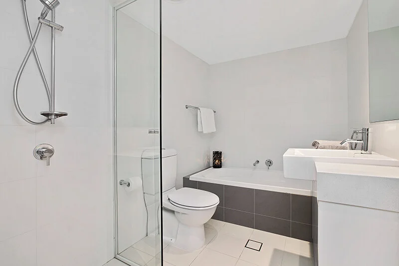 Darling-St-620-Rozelle-Bath-Low.jpg