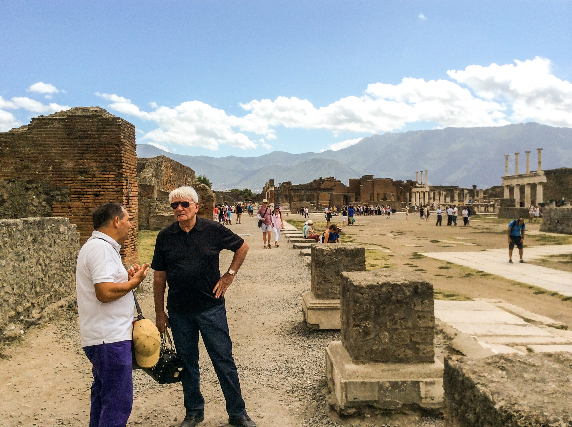  Visiting Pompeii. 
