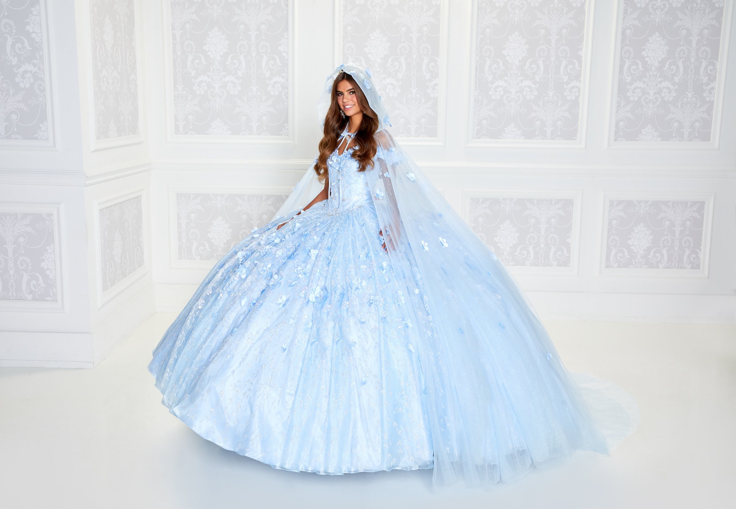 Nalleli Dominguez - PR22036_LIGHT-BLUE_1190.jpg