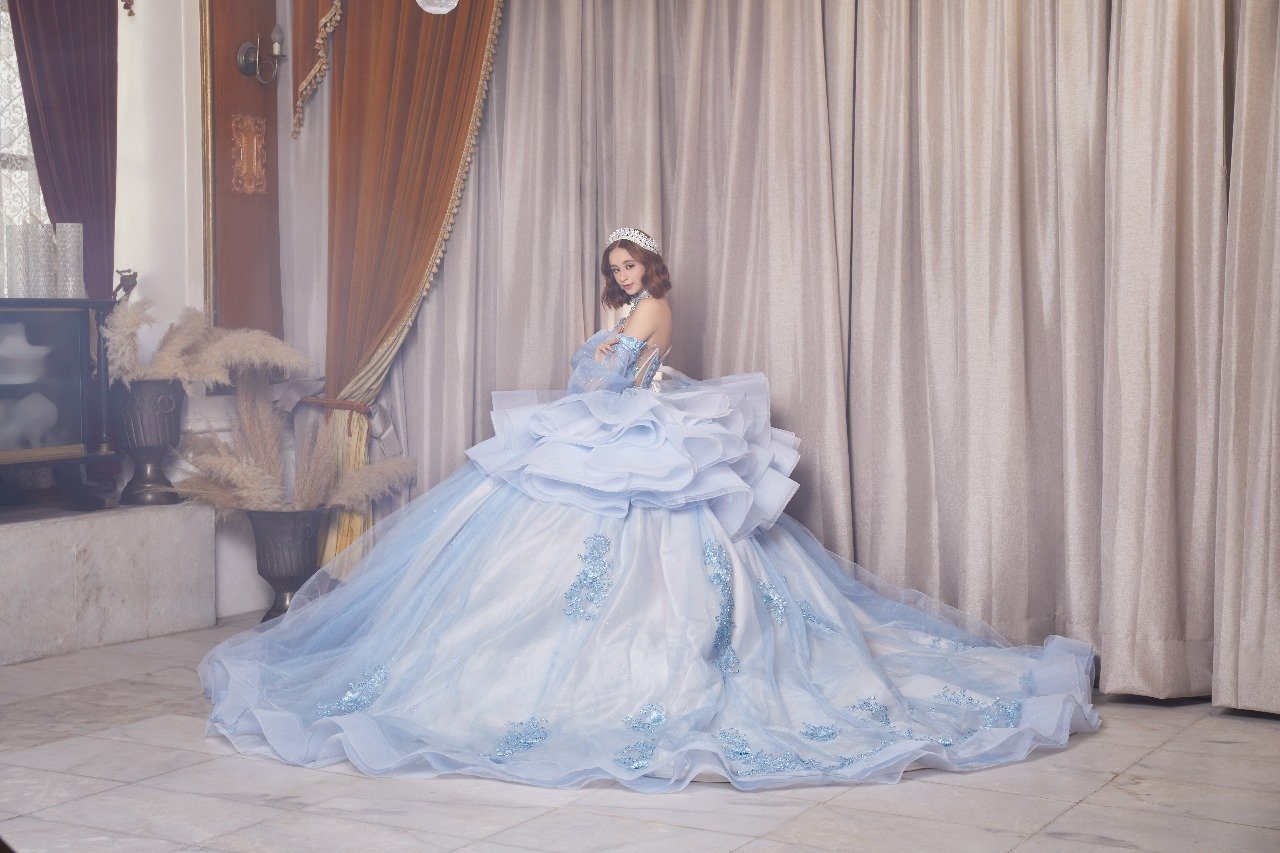 Nalleli Dominguez - 585873ea-0dee-4215-b7d7-e95ef530fc7b.jpeg