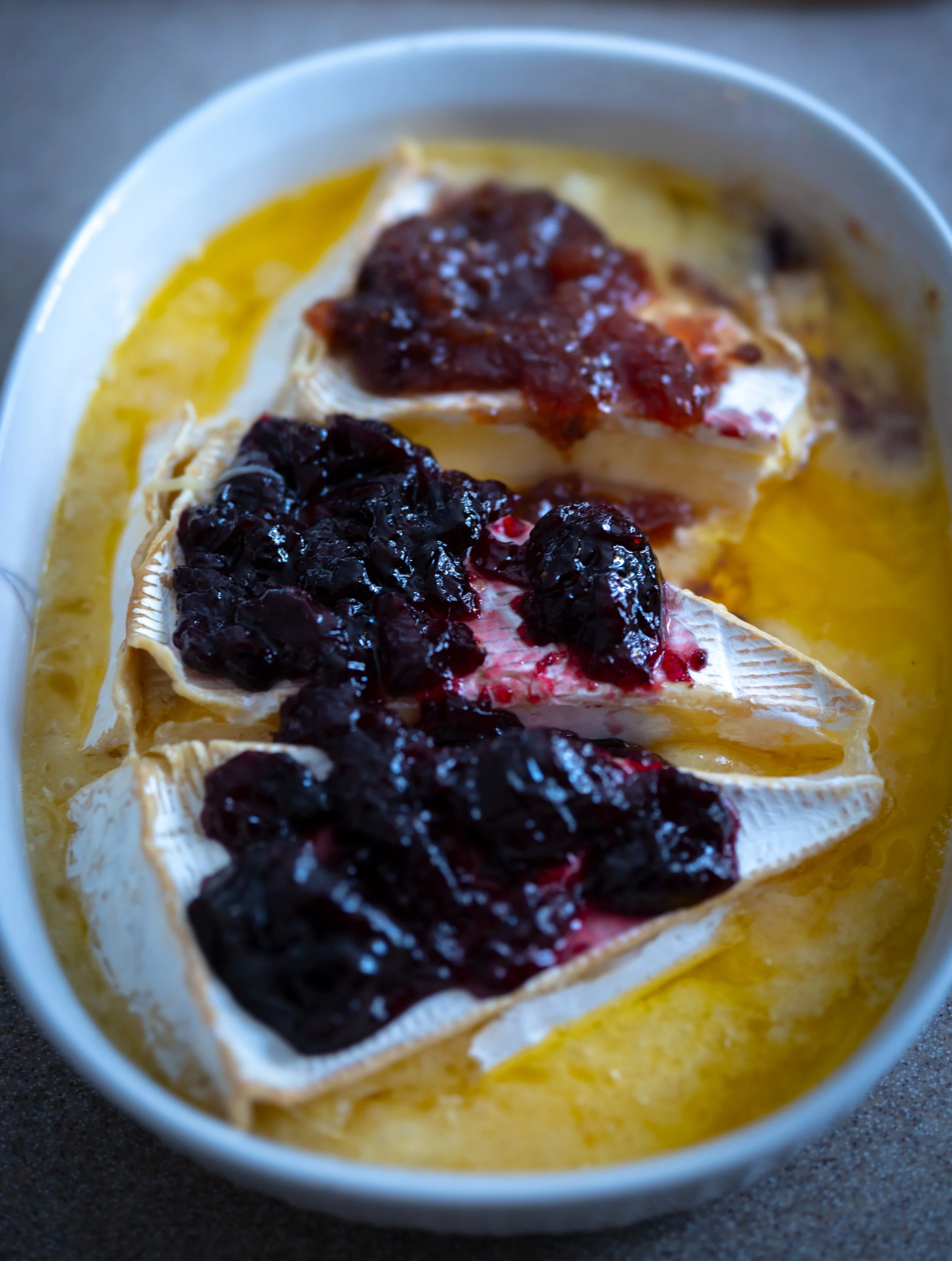 Brie cheese CU.jpg