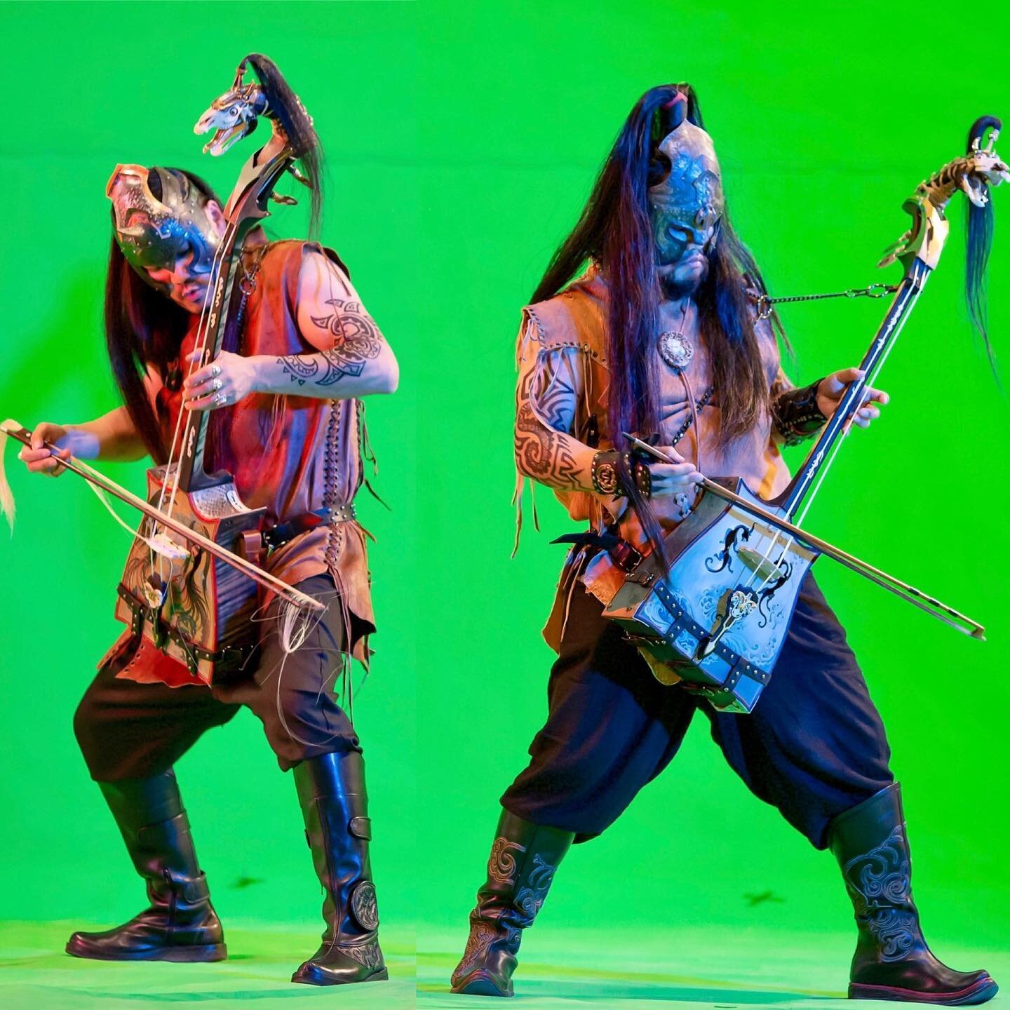 Shinee and Zorigoo in the making of Ser Ser
.
.
.
#mongolianrock #mongolrock #uuhai #mongolianmetalmusic