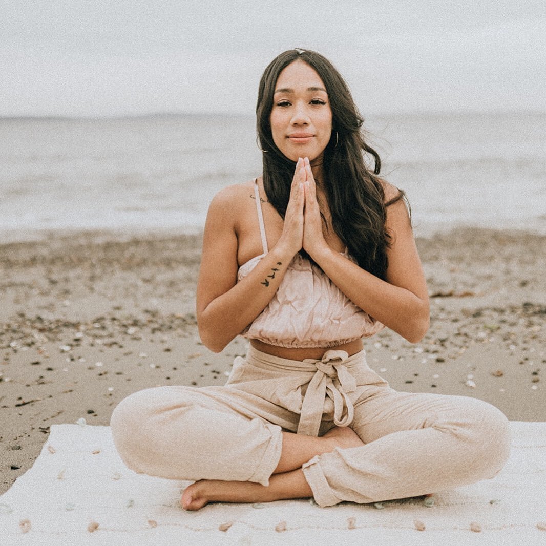 When was the last time you were in stillness with yourself?

Mindfulness has taught me the importance of slowing down. Its taken about 3-4 years to get to where my practice is now and I still have so much room for growth 🪴

I&rsquo;ve befriended man