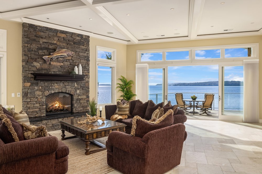  This waterfront home on Bainbridge Island listed for sale by Danny Varona, of Realogics Sotheby’s International Realty has a view of Mt Rainier and the Seattle skyline. 
