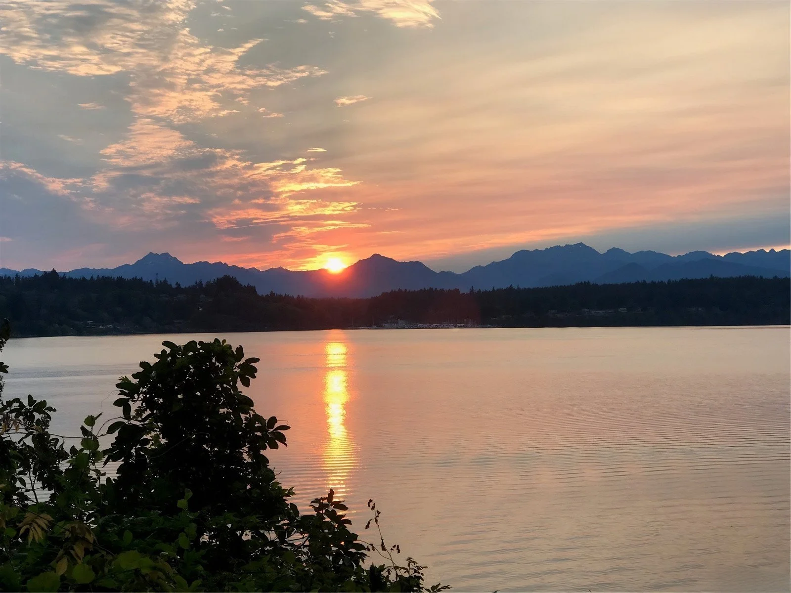 9549 Olympus Beach Rd NE, Bainbridge Island Sold