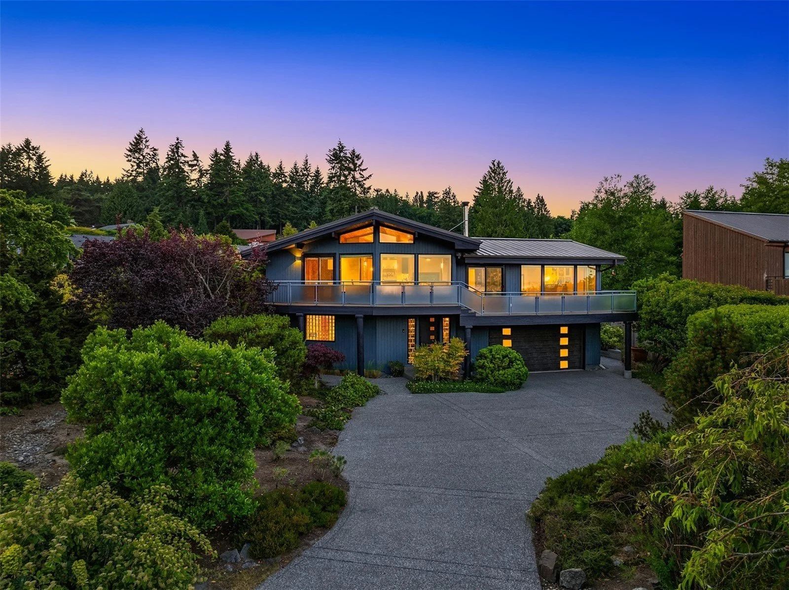 Manitou - Edited.jpg