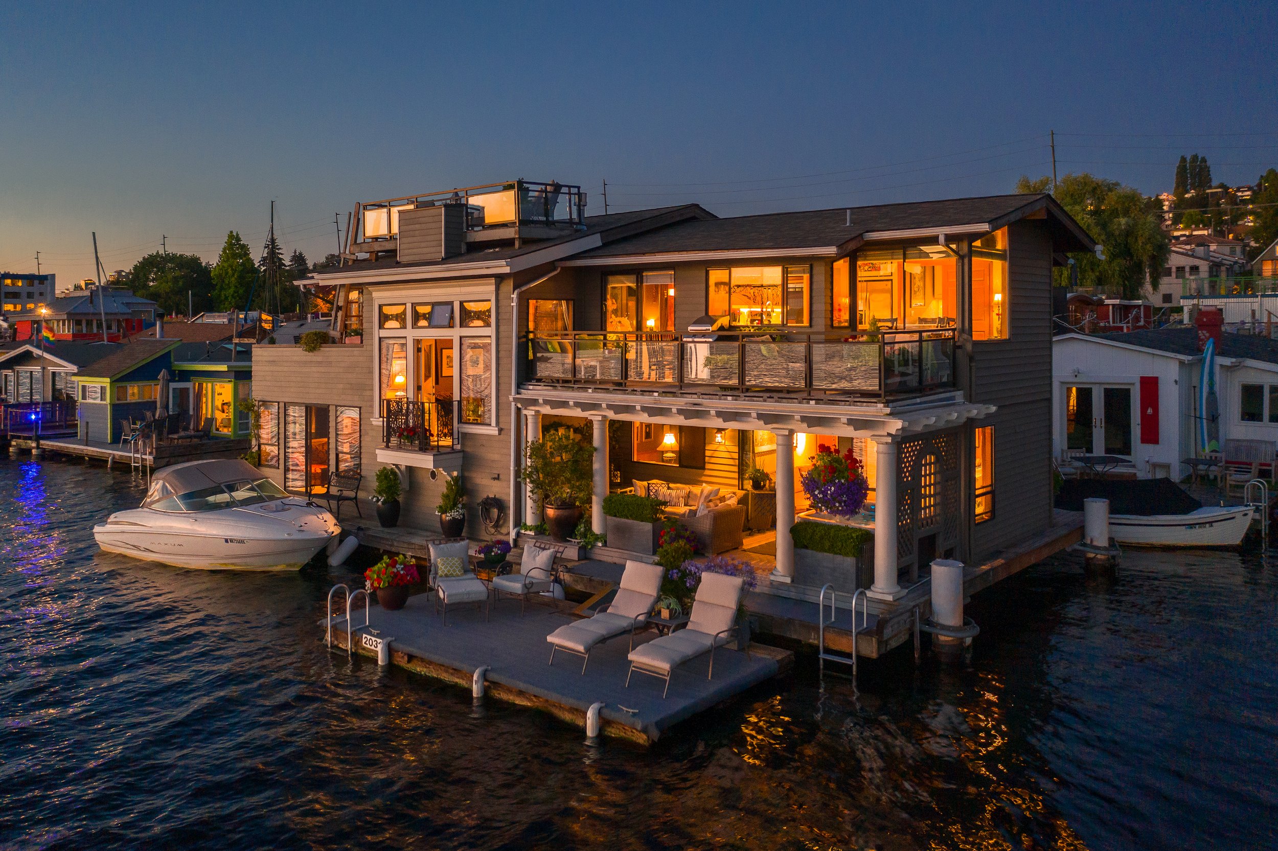 Seattle Floating home (houseboat) #H at the 2031 Fairview Ave E dock