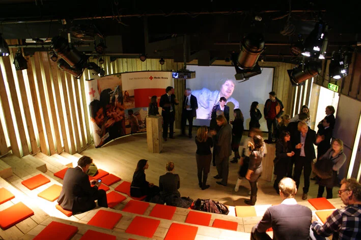 A red cross experience - theater