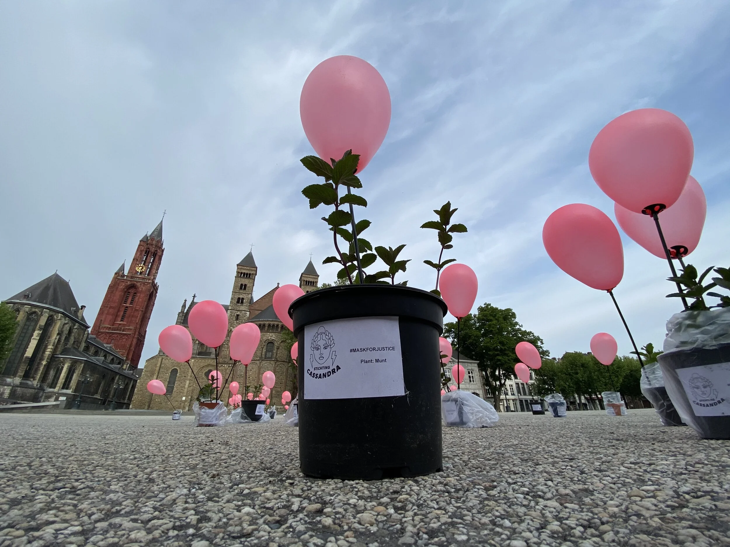 Mask for Justice - Vrijthof Maastricht - 9 mei 2020