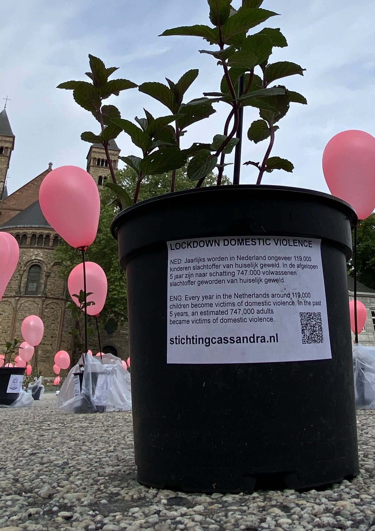 Mask for Justice - Vrijthof Maastricht - 9 mei 2020