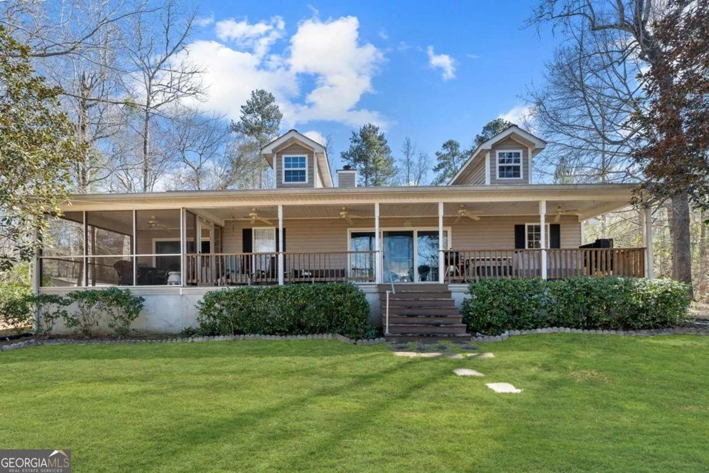 2780lakecrestdrback.jpeg