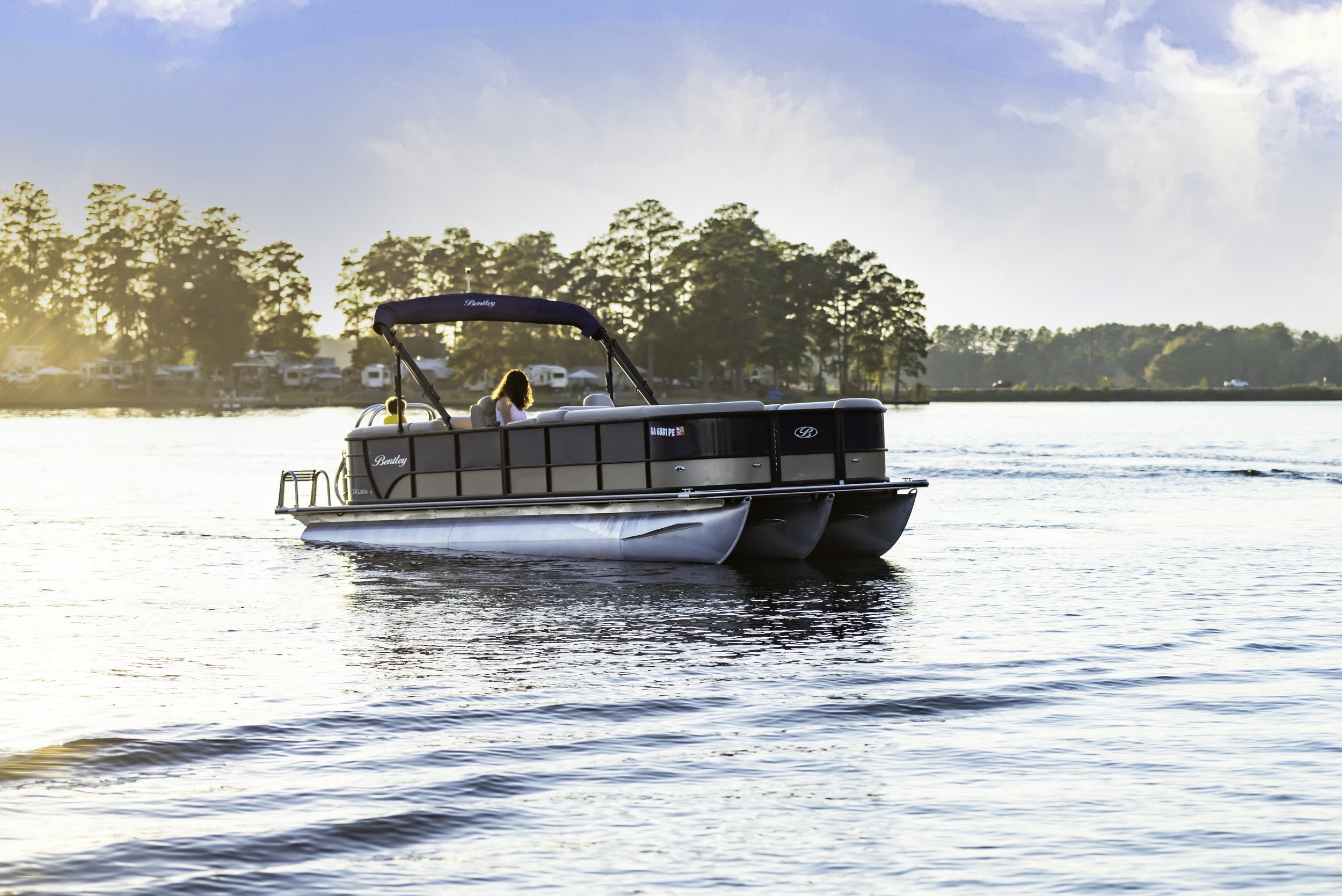 Lake Sinclair’s Boat-Up Restaurants