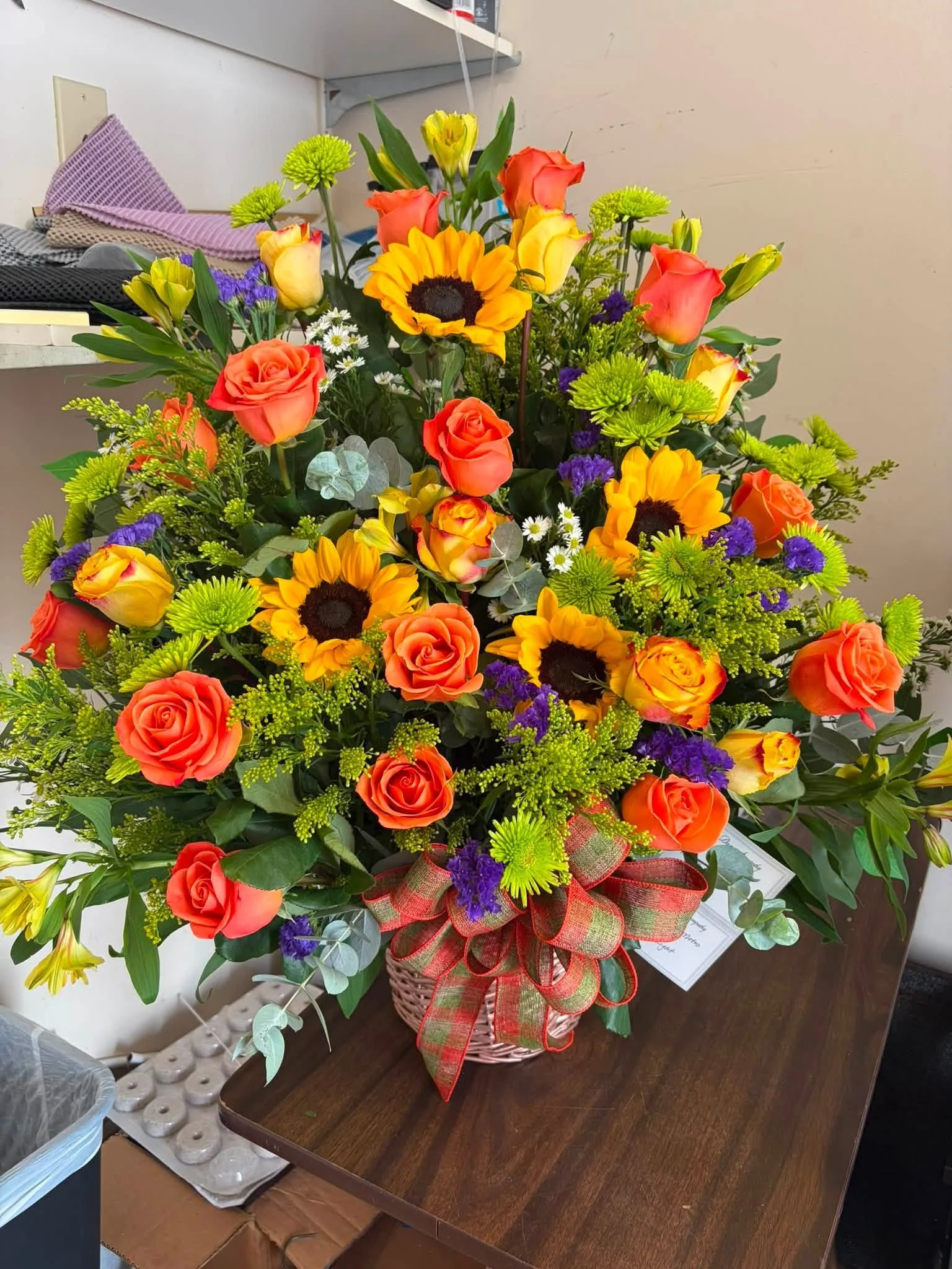 Dawn’s Flowers &amp; Gifts