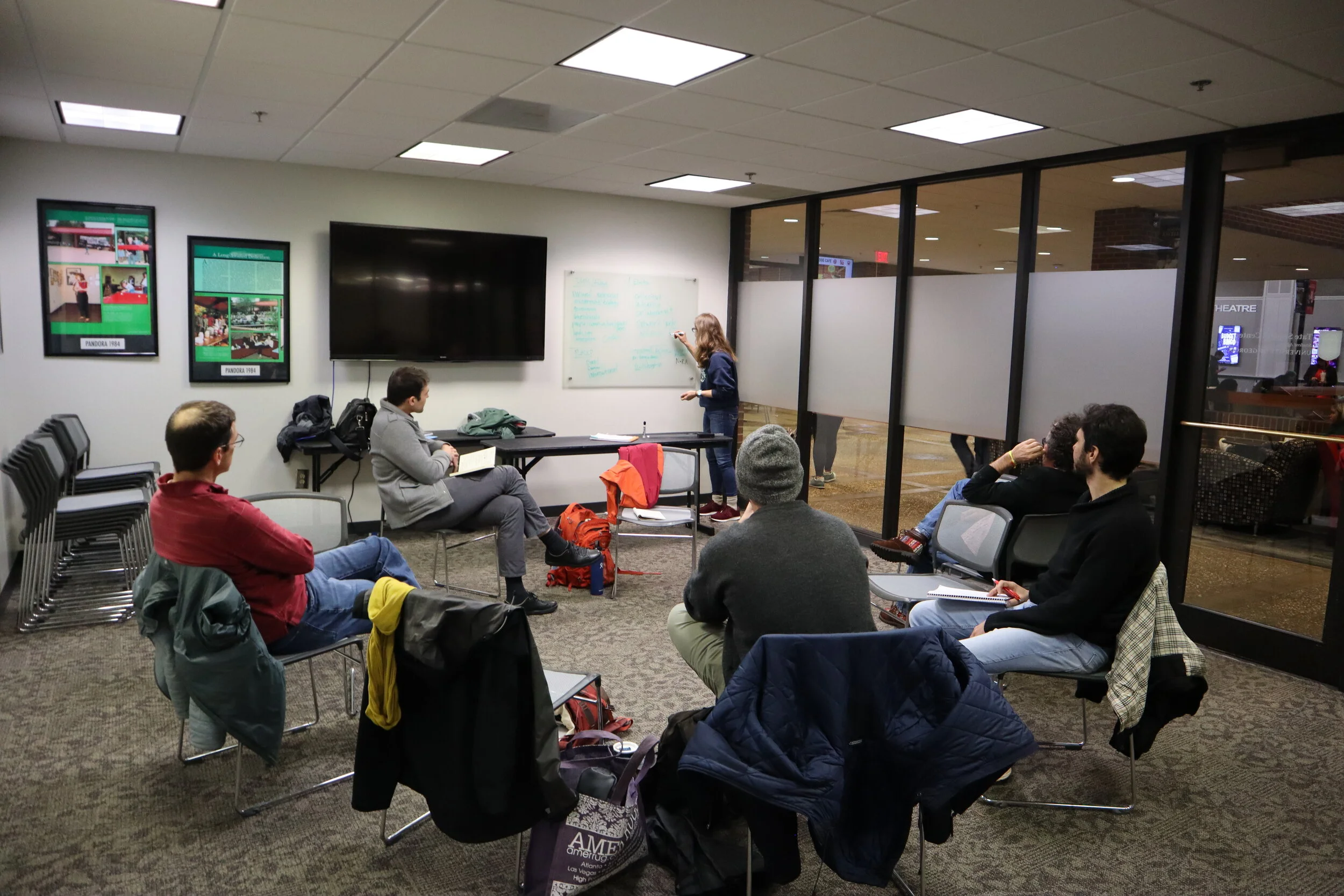 BNRGI students and faculty brainstorm with Dr. Valério Gomes