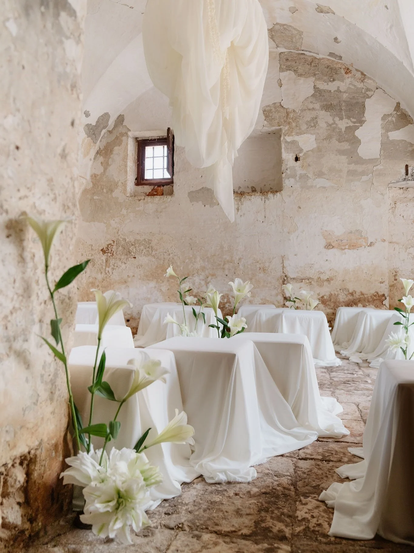 Ceremony of dreams on a rainy day in Puglia. 

Photo: @piotrdynarski 
Design: @joyproctor 
Venue: @masseria_sant_aniello 
Floral: @flower_addicted_angelica 
Rentals:  @studio_gmc 
Host: @adovasioworkshop @adovasio_photography_studio