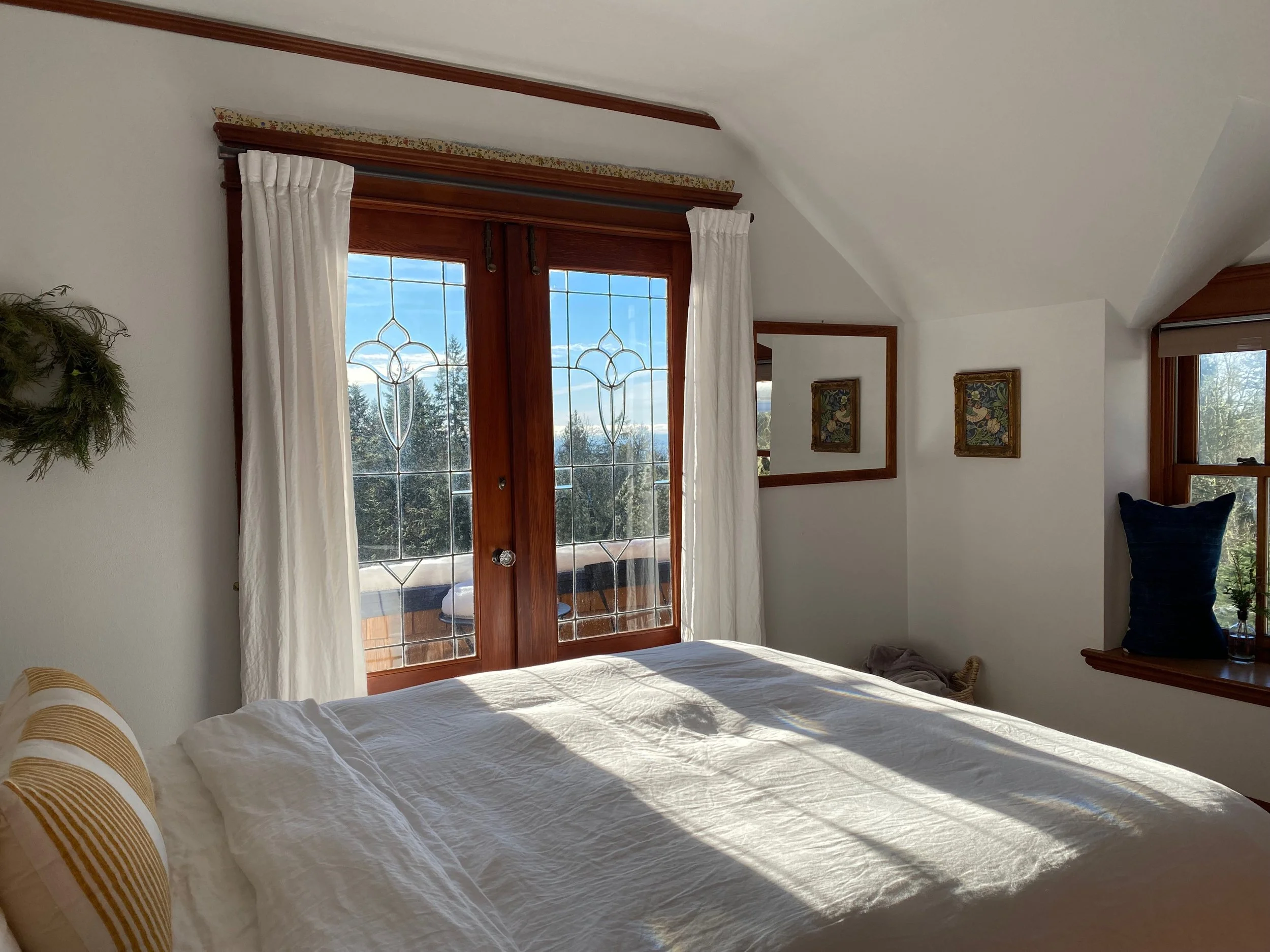 Rooms Mount Tom House