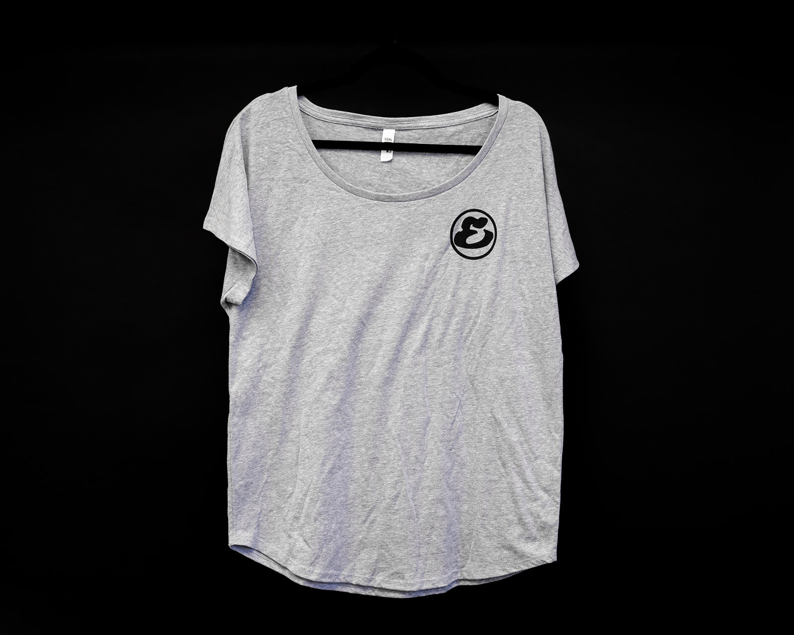 Women's Compass Foundation Tee - Gray