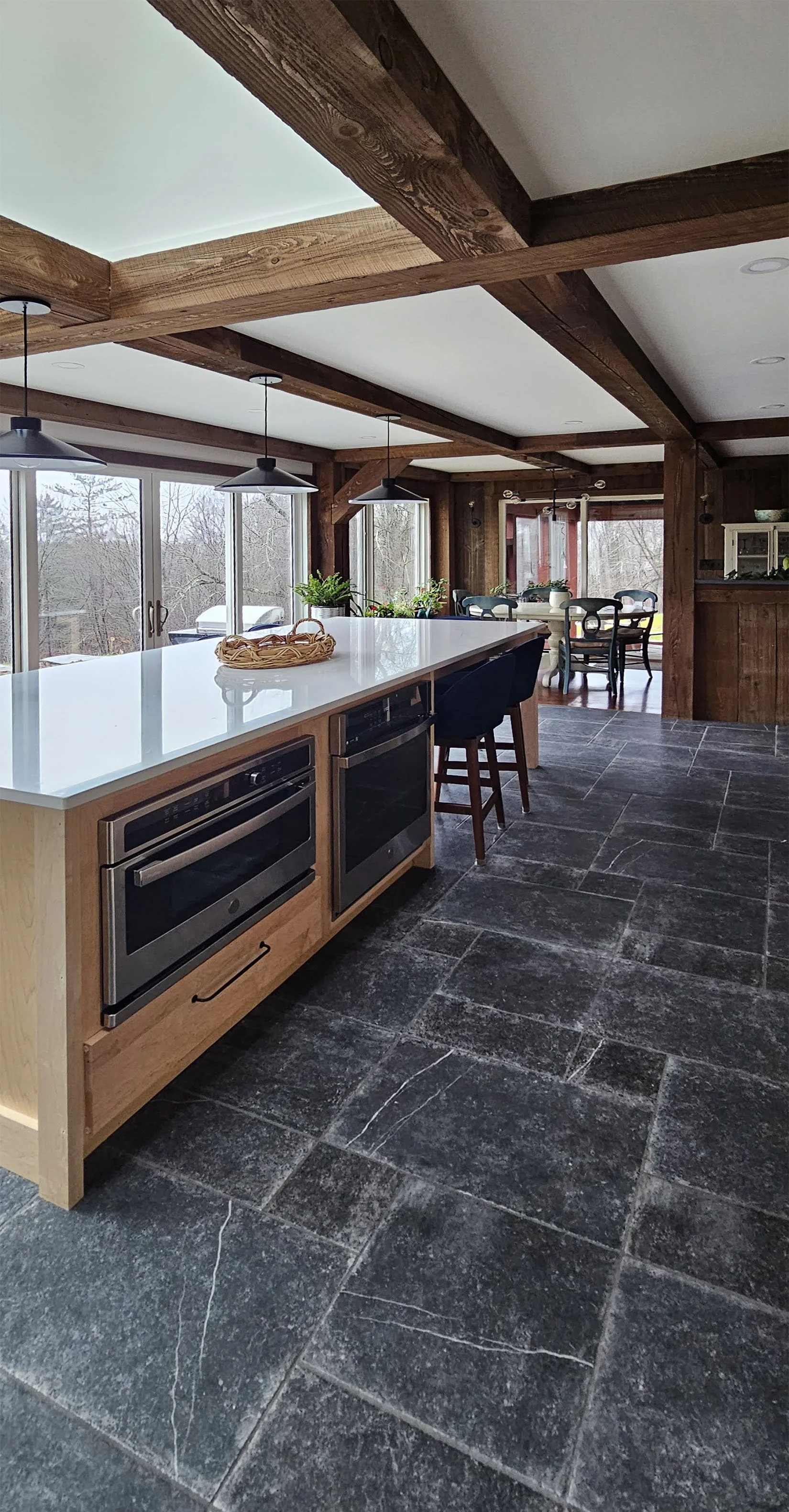 West kitchen 1.jpg