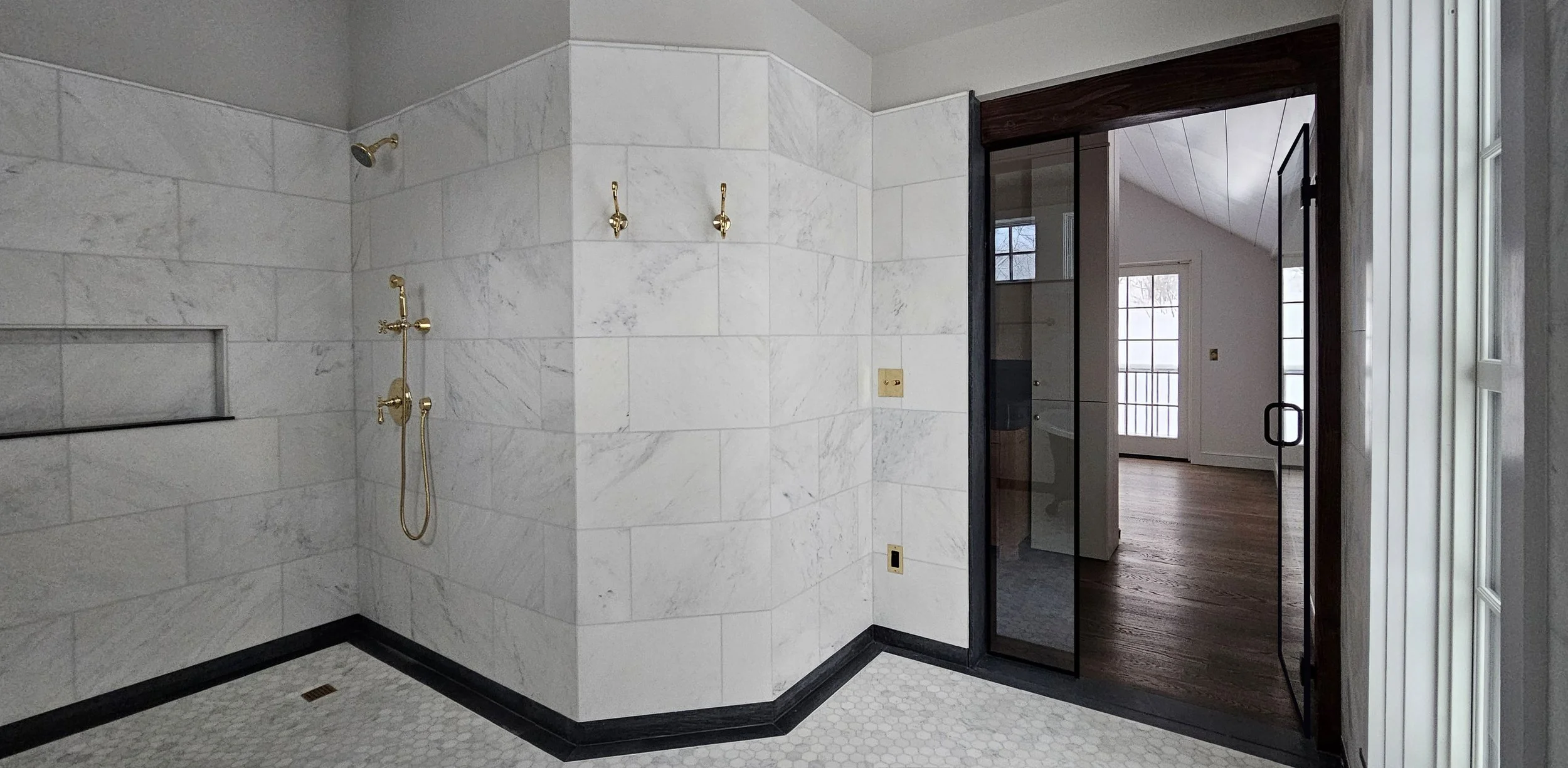 Monahan_Bathroom 1.jpg