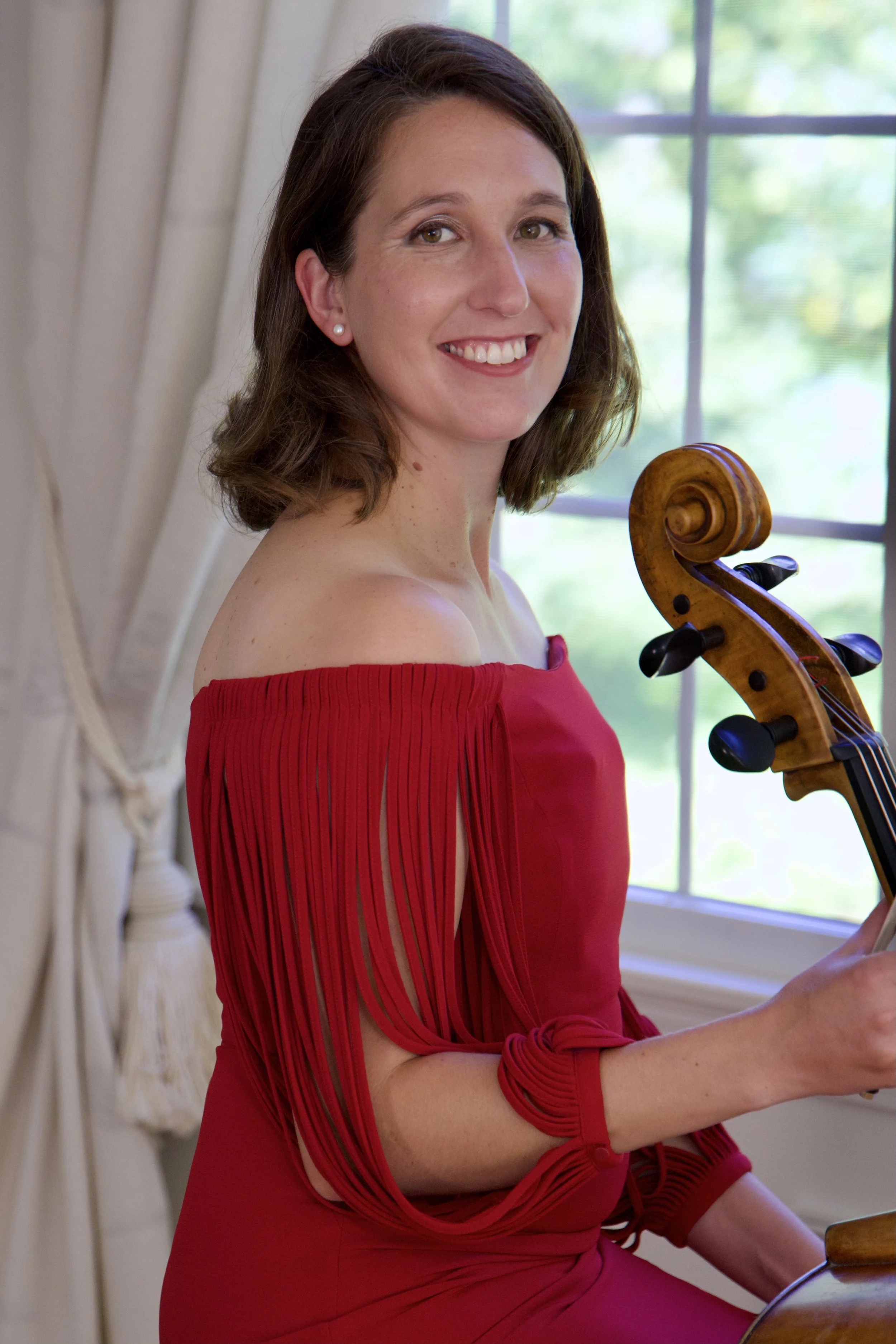 Megan Koch, Cello