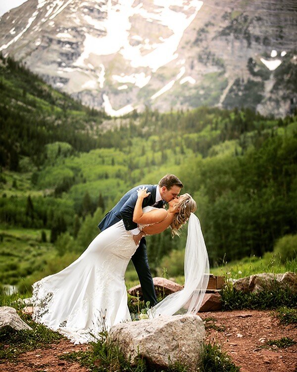 Breathtaking Views ~ Memorable Moments!
Elope in the Mountains of Colorado with @summitcelebrant as your Officiant. Personalized | Custom | Tailored | Officiating + Ceremony Scripts 
Photo @BrookeHeatherPhotographer

#elopeaspen 
#Aspenweddings
#maro