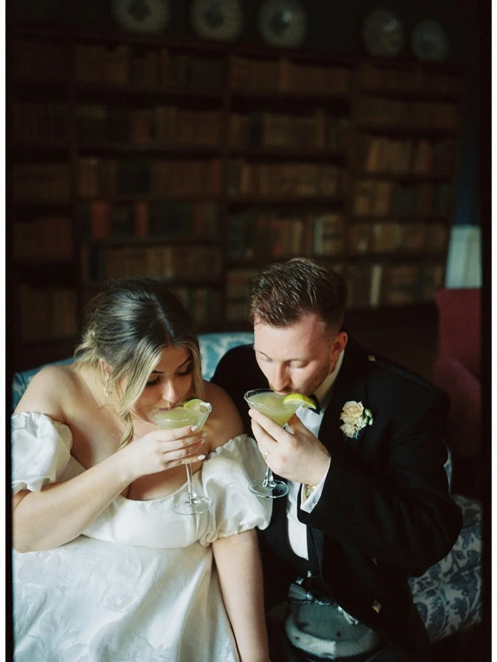 We love these film shots from Lauren + Finlay&rsquo;s wedding back in May 🍸 after dinner margs always go down a treat 👌🏻

📸 @loraineross 
💒 @wintoncastle