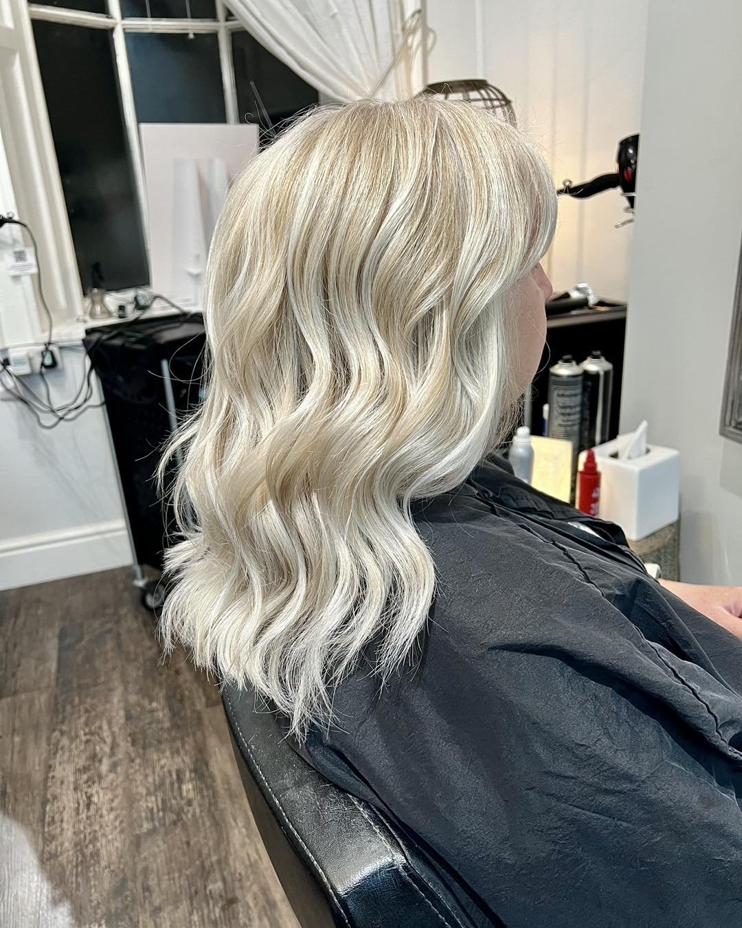 🌟 Embrace Your Natural Beauty! 🌟

Swipe left to see the amazing transformation! This lovely lady was tired of dealing with the regrowth of grey hair, so our talented stylist Tom worked his magic to give her the hair of her dreams.

Tom performed a 