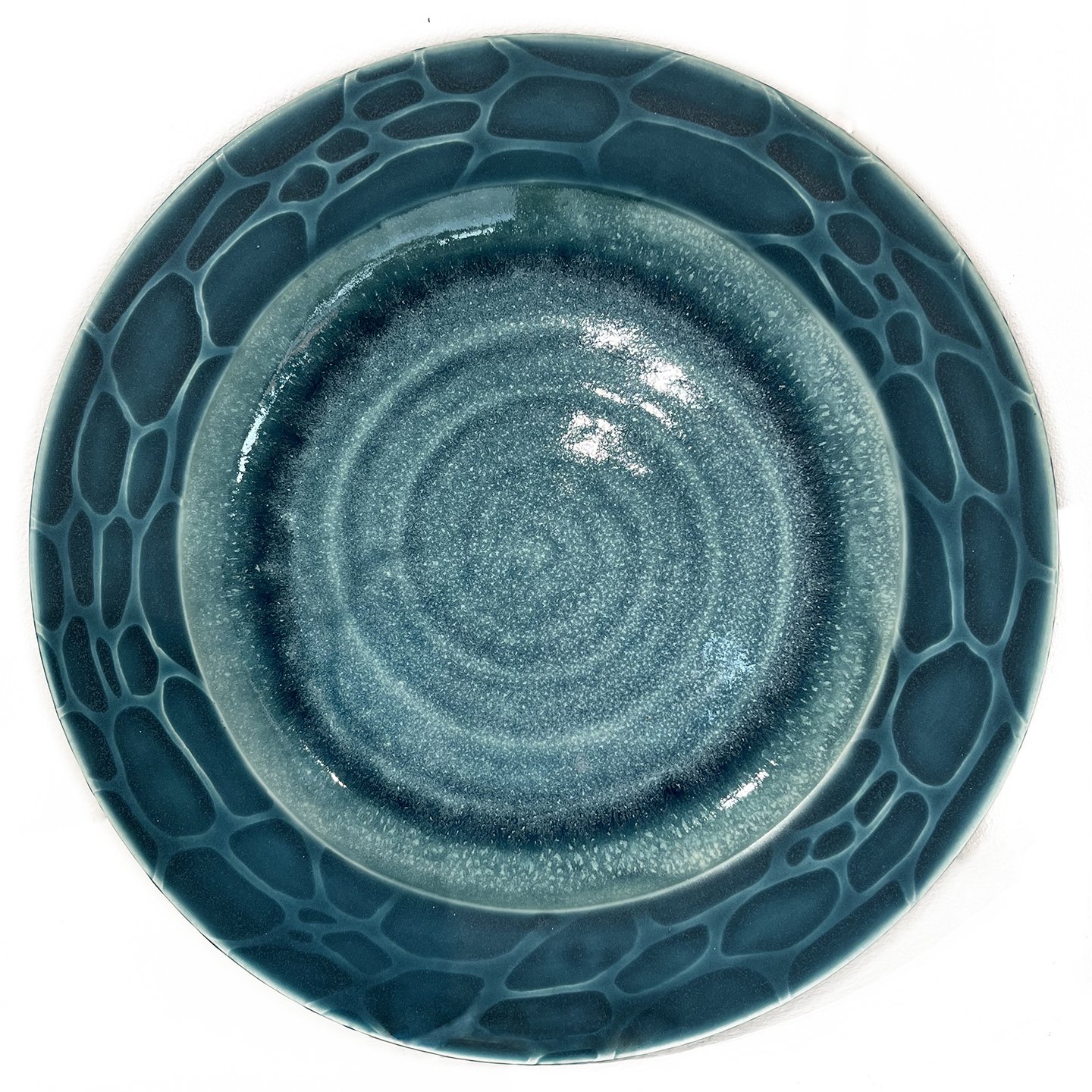 TEAL SERVING PLATE WITH ORGANIC ETCHED RIM