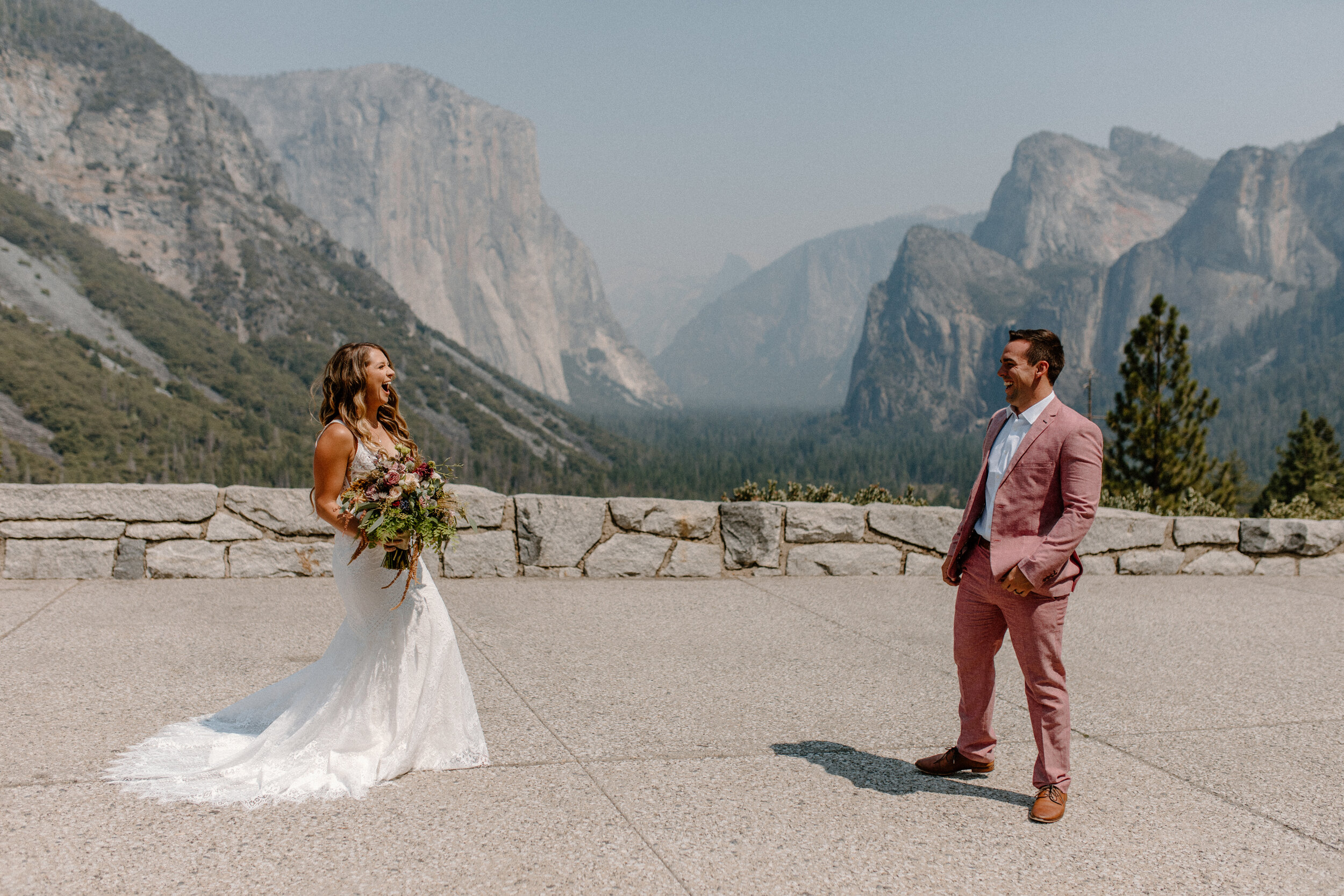 First Look Tunnel View Yosemite Elopement