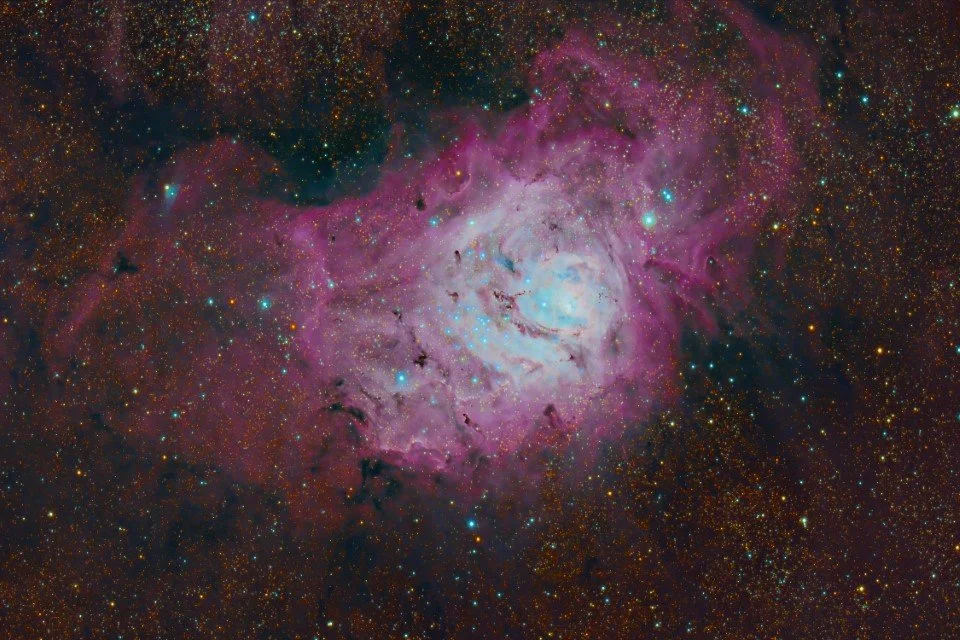 m8_lagoon_hargb (Custom).jpg