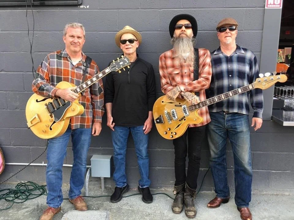 LIVE MUSIC from The Hucklebucks    