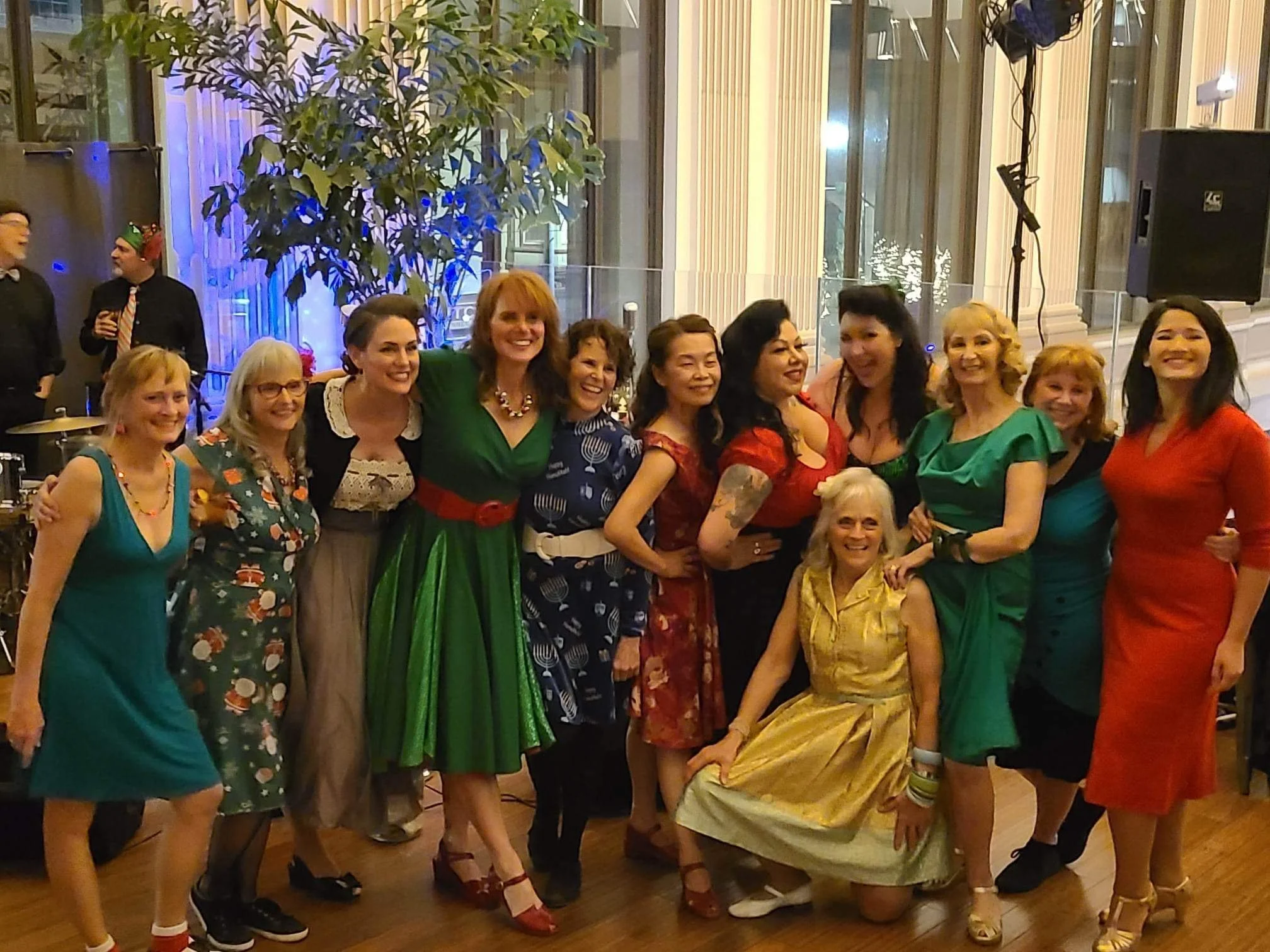 Sactown Swings @ Elks Lodge #6                        