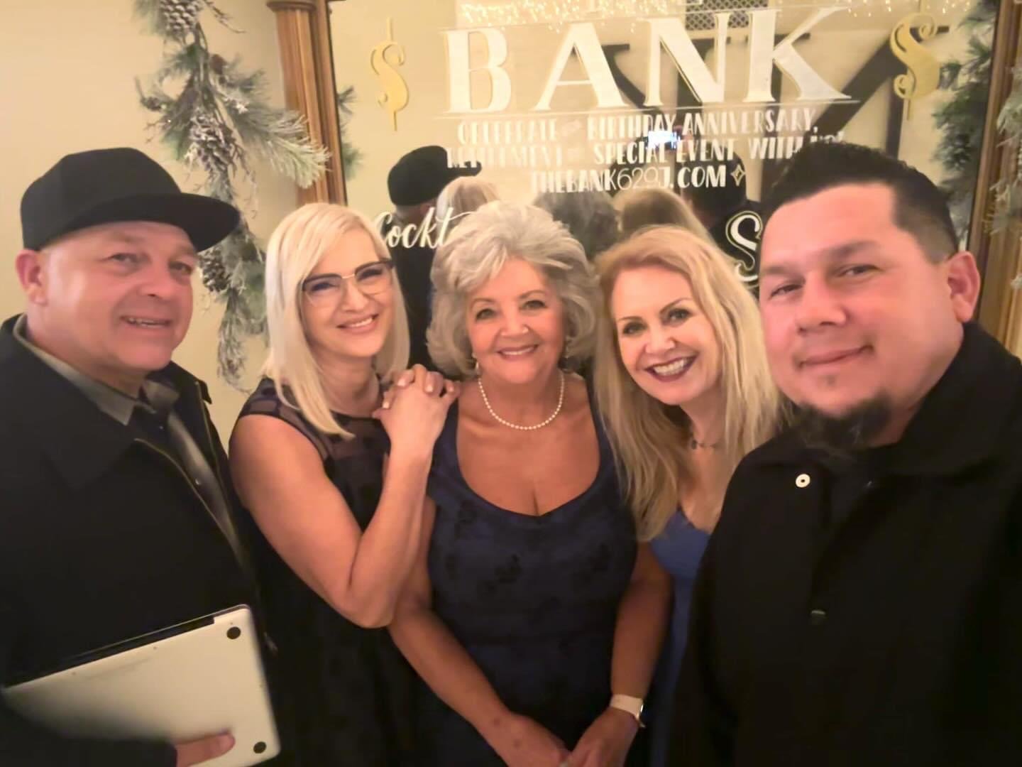 Sactown Swings @ Elks Lodge #6                        