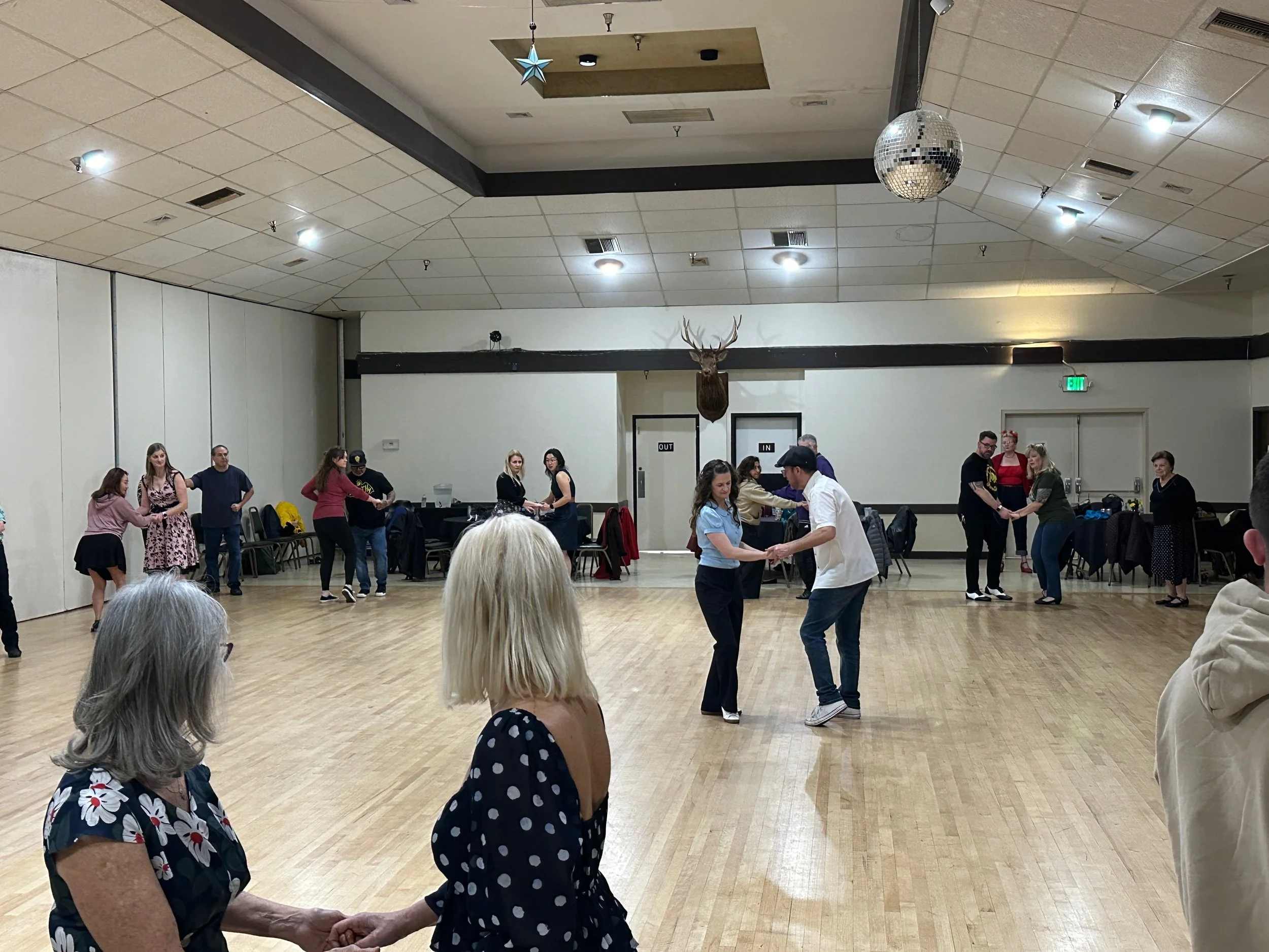 Sactown Swings @ Elks Lodge #6                           