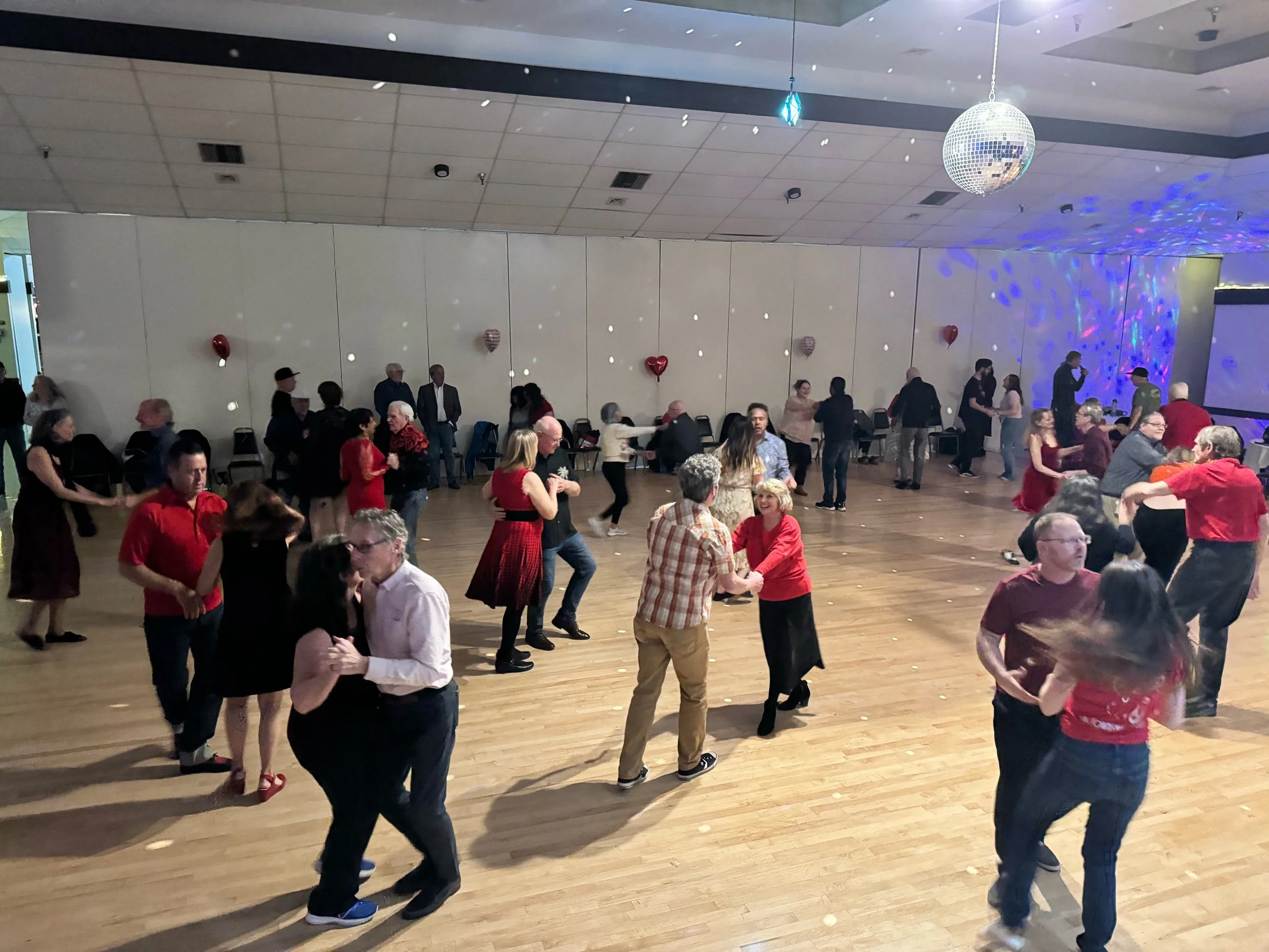 Sactown Swings @ Elks Lodge #6                               