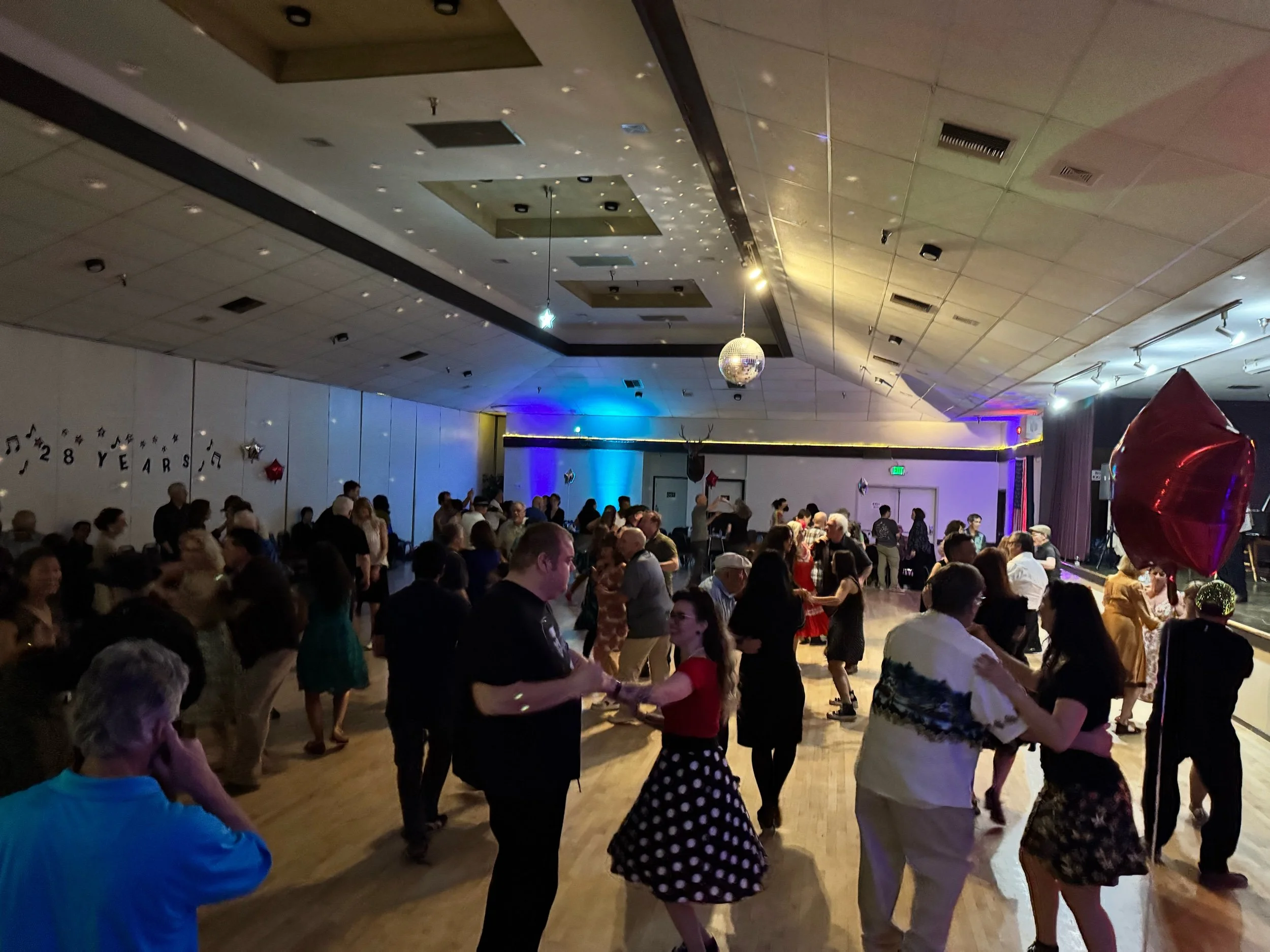 Sactown Swings @ Elks Lodge #6                         