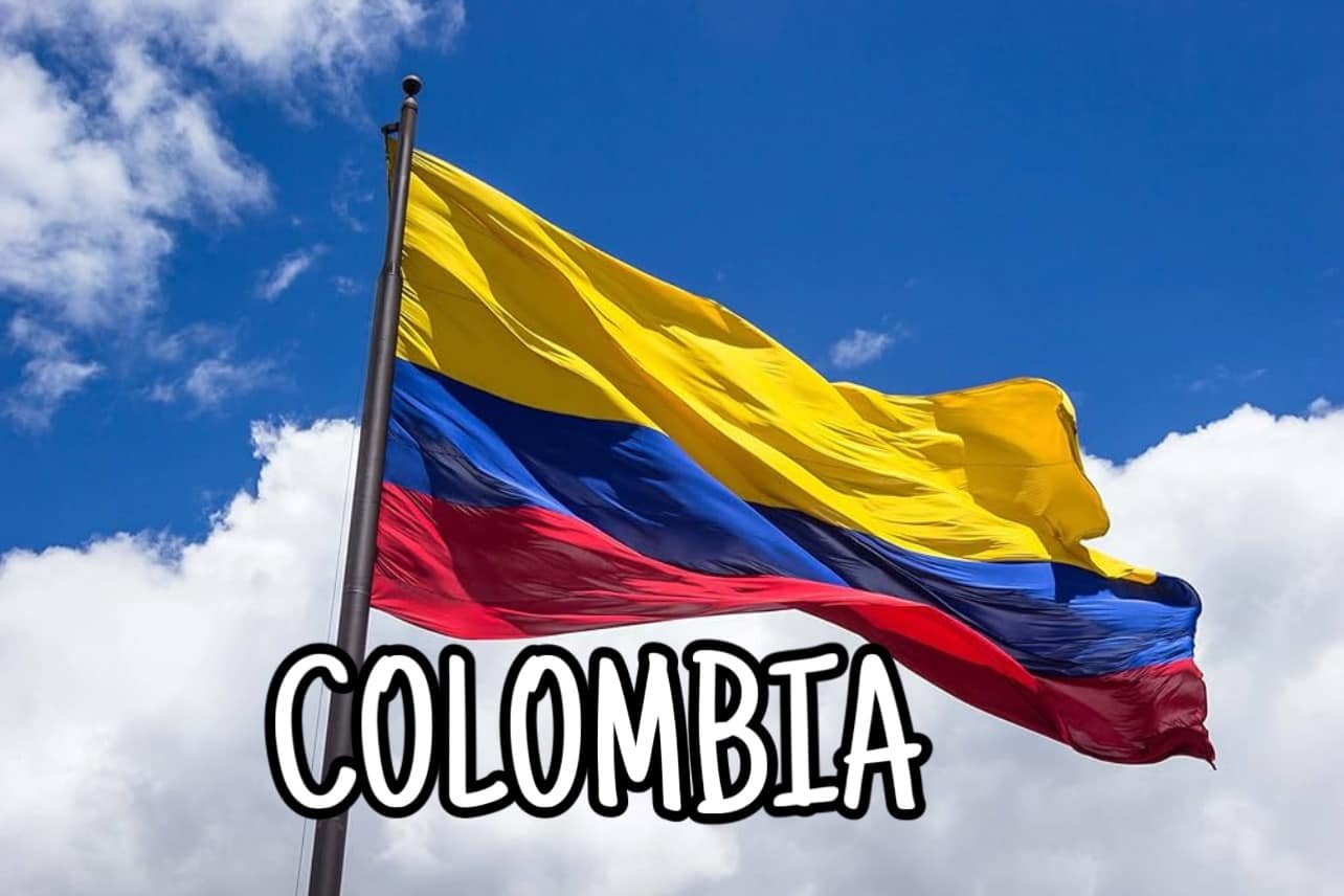 COLOMBIA WITH LOST SOULS IN MIND. EVANGELISM AND DISCIPLESHIP WORKSHOP IN 4 CAMPUS.