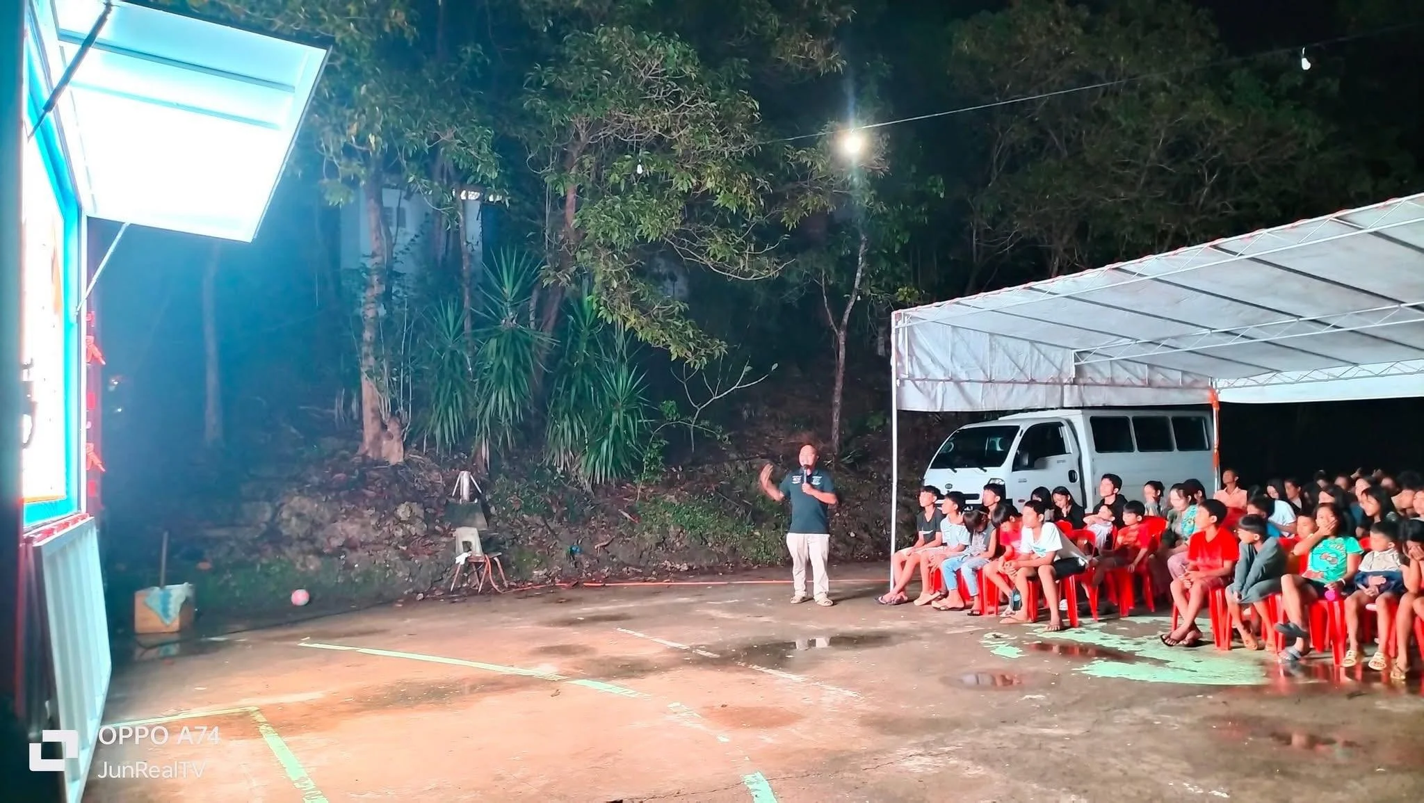 PHILIPPINES GOSPEL CHARIOT SHARE MISSIONS. EVANGELISTIC CAMPAIGN AT ARAPAL CHRISTIAN CAMP. 