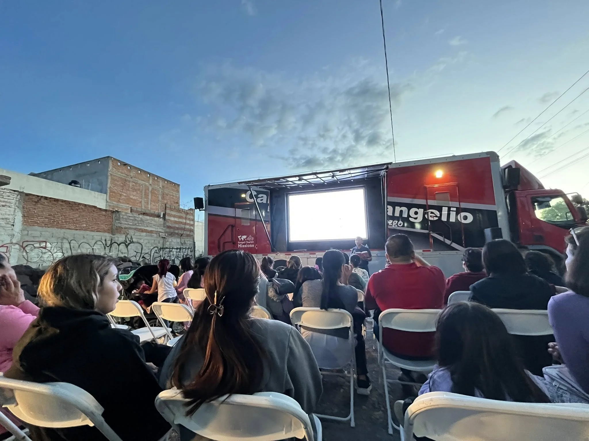 Week of Hard Work for the congregation and for the brothers of Gospel Chariot Share Latinoamérica Missions