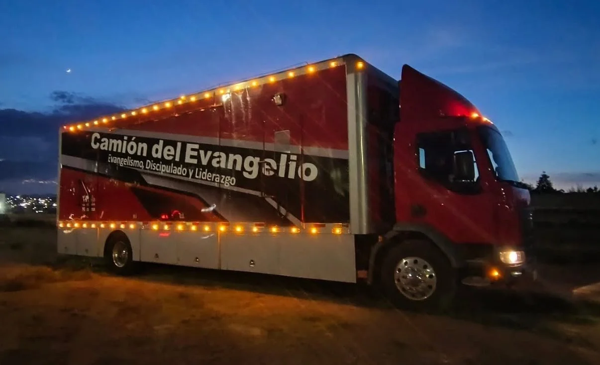 MEXICO DAY #9 AFTERNOON EVANGELISM AND BIBLE DISCOVERY IN THE HOMES. IDC SAN JUAN OF RIO QUERETARO WITH LOST SOULS IN MIND.