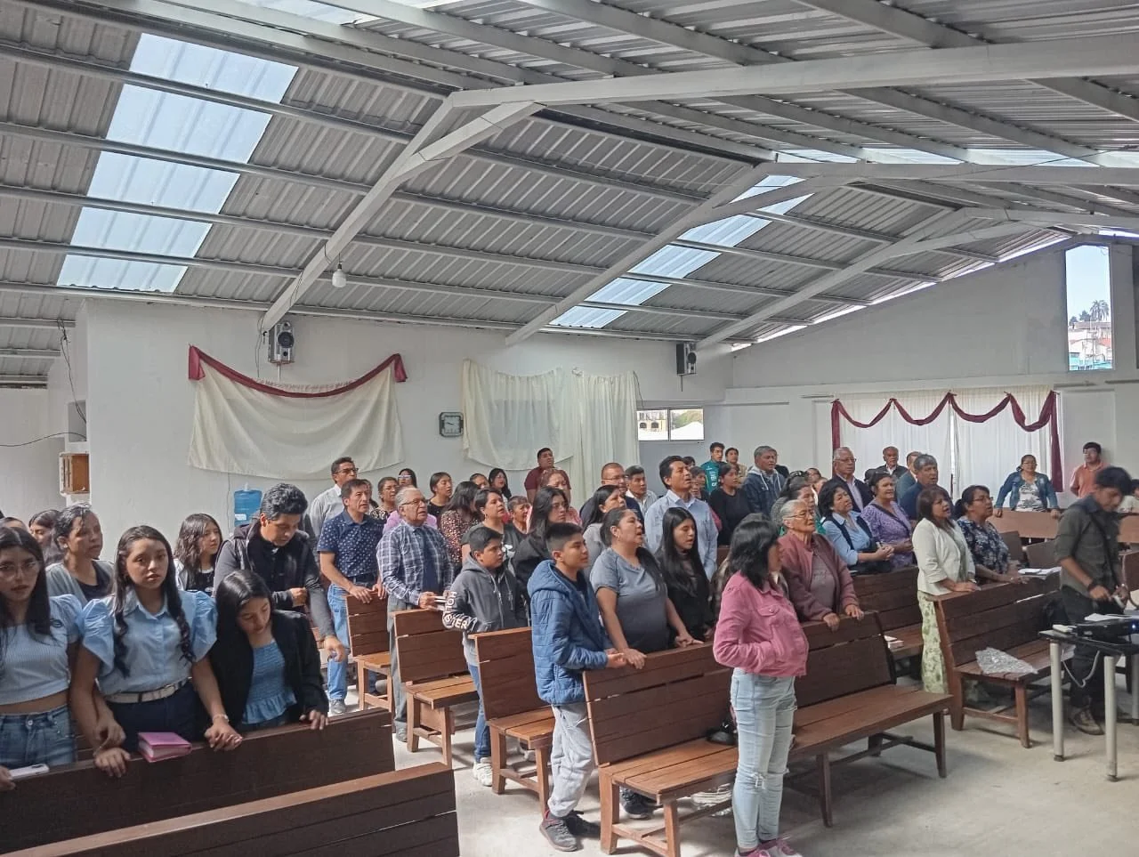 SOUTH AMERICA LEAVES ECUADOR