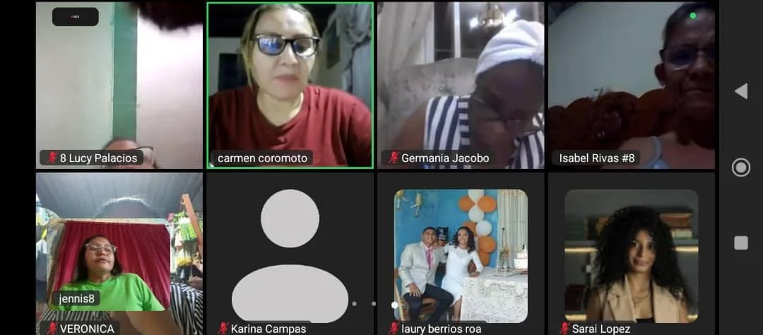 LATINAMERICAN WOMEN WITH LOST SOULS IN MIND. GOSPEL CHARIOT/SHARE MISSIONS.