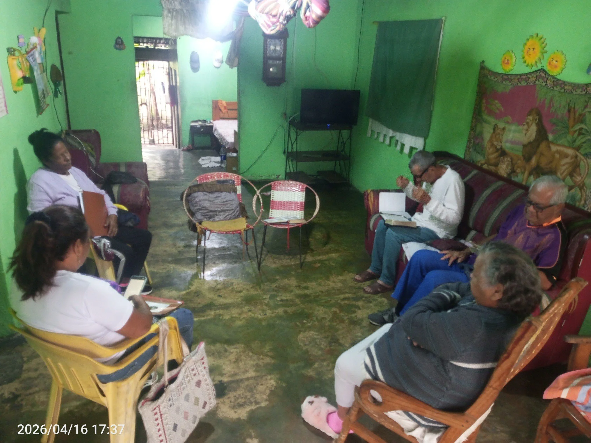 WE ARE DEVELOPING LEADERS WHO MULTIPLY HEALTHY WAY THROUGH BIBLICAL DISCOVERY,  SWORD METHOD.  GOSPEL CHARIOT/SHARE MISSIONS LATINOAMÉRICA.