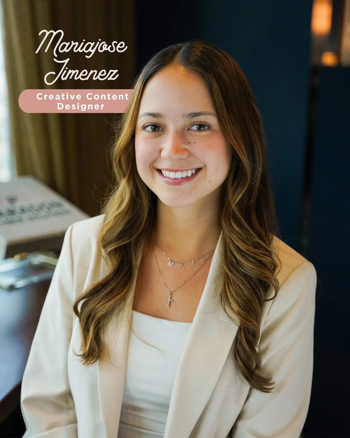 BIG news for the Rosarium fam!! Our incredible intern Maria has officially leveled up, say hello to our new Creative Content Designer! β¨
What would we be without her? Honestly… lost in Canva π
We’re so proud to see her grow (and glow)