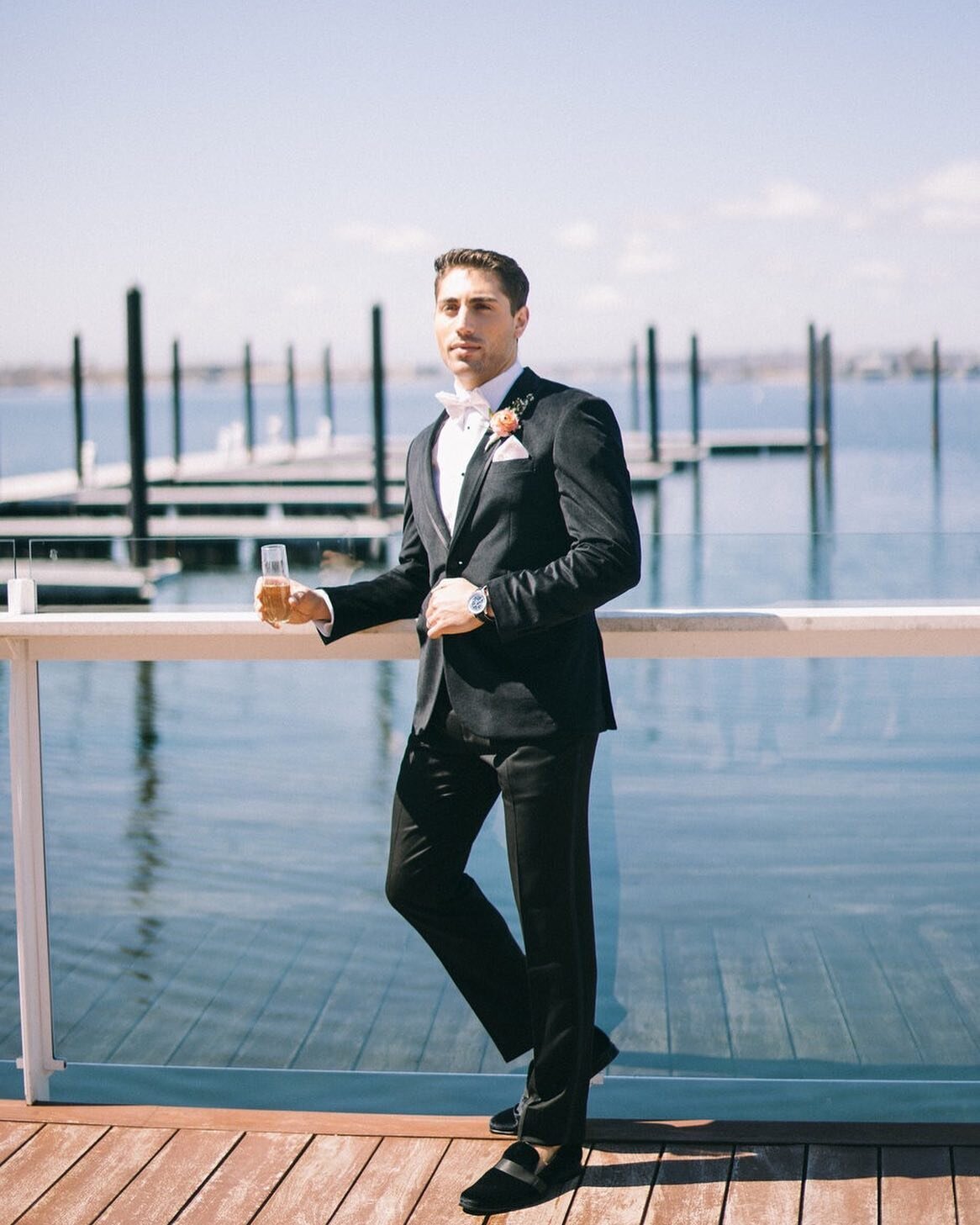 Soaking up these last few weeks of summer 🌊&thinsp;
&thinsp;
Planning &amp; Design:&thinsp;@amc.weddings 
Photography:&thinsp;@jaimeecmorse 
Tuxedo:&thinsp;@aldos_formals 
Jewelry:&thinsp;@baxters_jewelry 
Venue: @forty1north