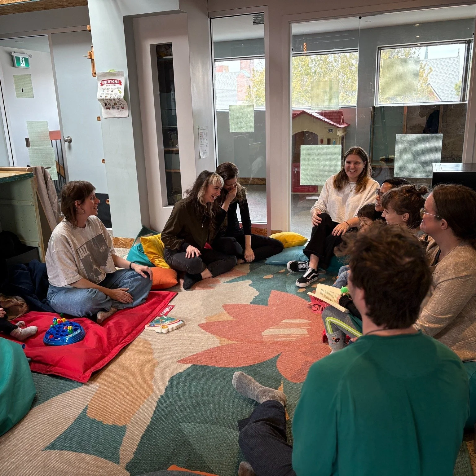 Comment ça va, les parents? ❤️
On le sait… c’est essoufflant. On court partout, tout le temps, puis souvent, on pense qu'on y arrivera pas. 😔
Et c’est exactement pour ça qu’on a créé un groupe d