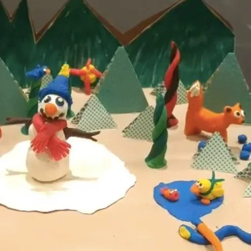 🎬✨ Atelier STOP MOTION &agrave; La Cabane ✨🎬

Il reste seulement 3 places pour l'atelier parascolaire qui d&eacute;bute mercredi prochain! 

Pendant cet atelier cr&eacute;atif, les enfants plongent dans l&rsquo;univers du stop motion avec nos artis