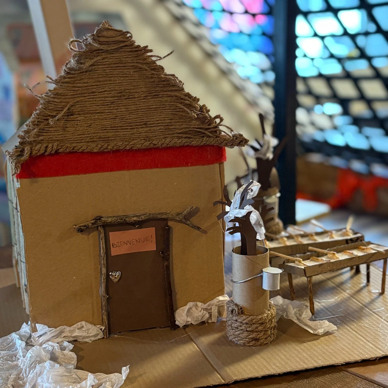 🍁🥞 Deux places viennent de se lib&eacute;rer pour notre camp de la rel&acirc;che La Cabane&hellip; &agrave; sucre ! 🍁🥞

Une semaine gourmande et festive pour les enfants de 5 &agrave; 12 ans 🌲

Au programme :
🥓 Pr&eacute;paration d&rsquo;un bru