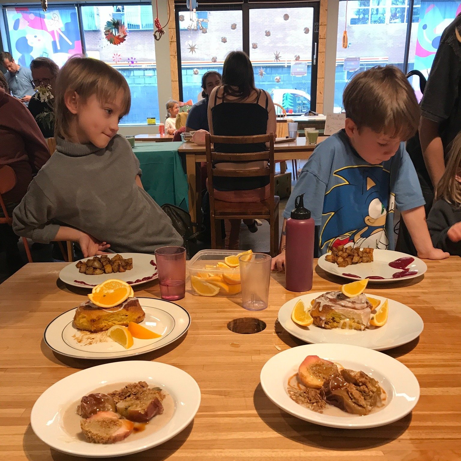 🥞🍓 Commencer la semaine de rel&acirc;che avec un atelier de cuisine Petit&middot;e&middot;s chef&middot;fe&middot;s du brunch &mdash; quoi de mieux?

Il reste 6 places pour le brunch de ce dimanche!

Au menu : d&eacute;couvertes culinaires, odeur d