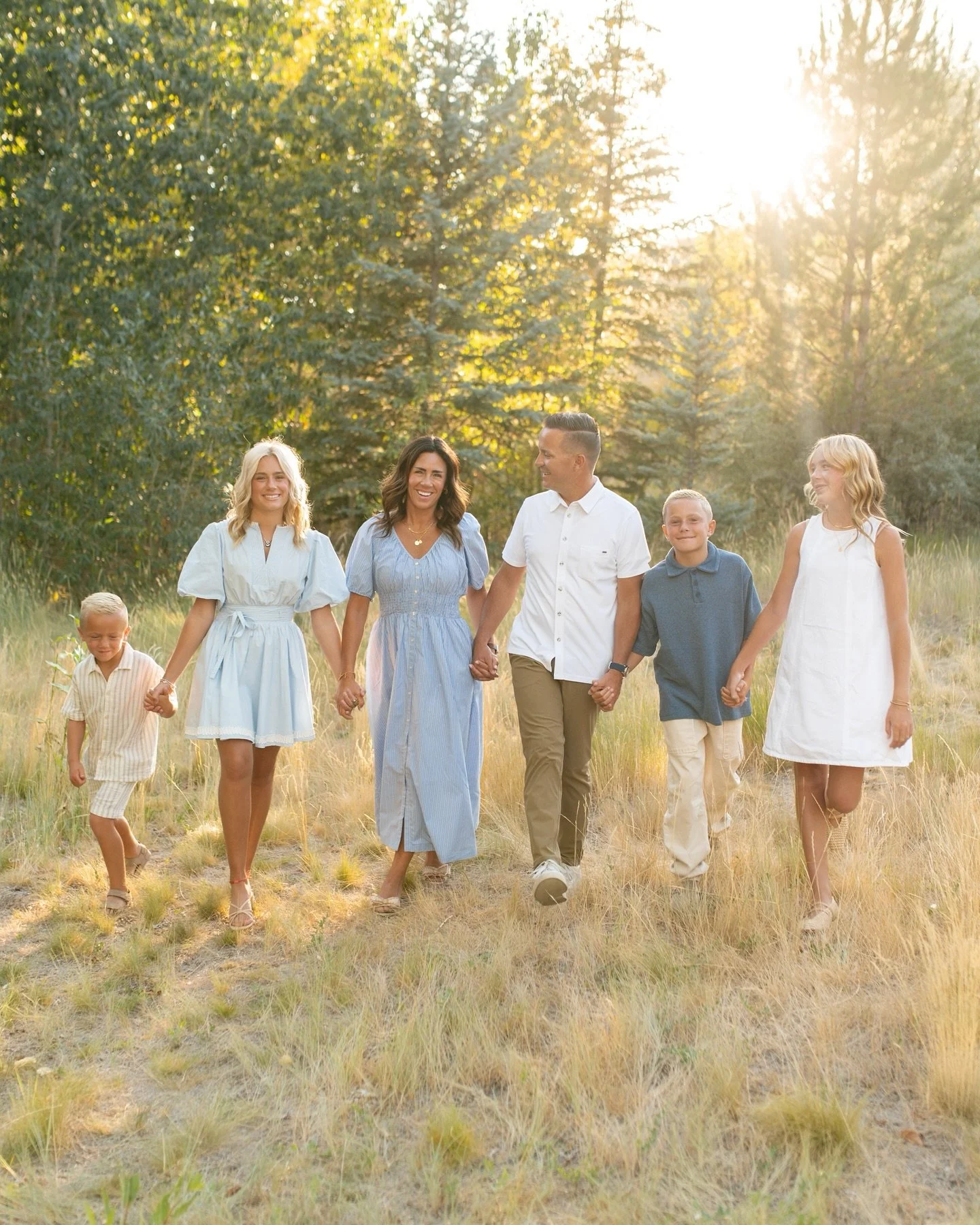 It&rsquo;s family picture season and I get to work with some of the greatest! 🥹